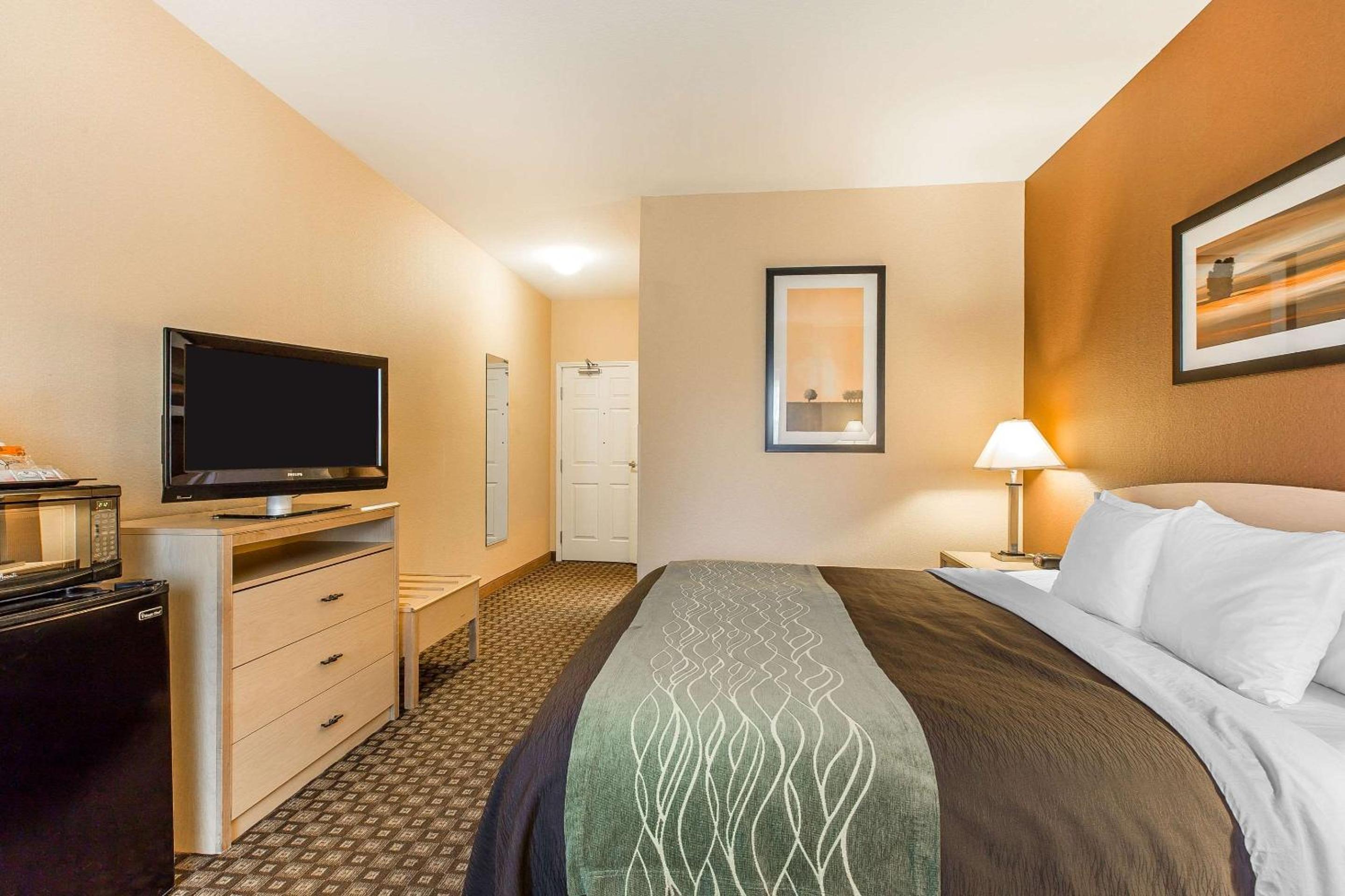 King Room - Disability Access/Non-Smoking - Photo 4