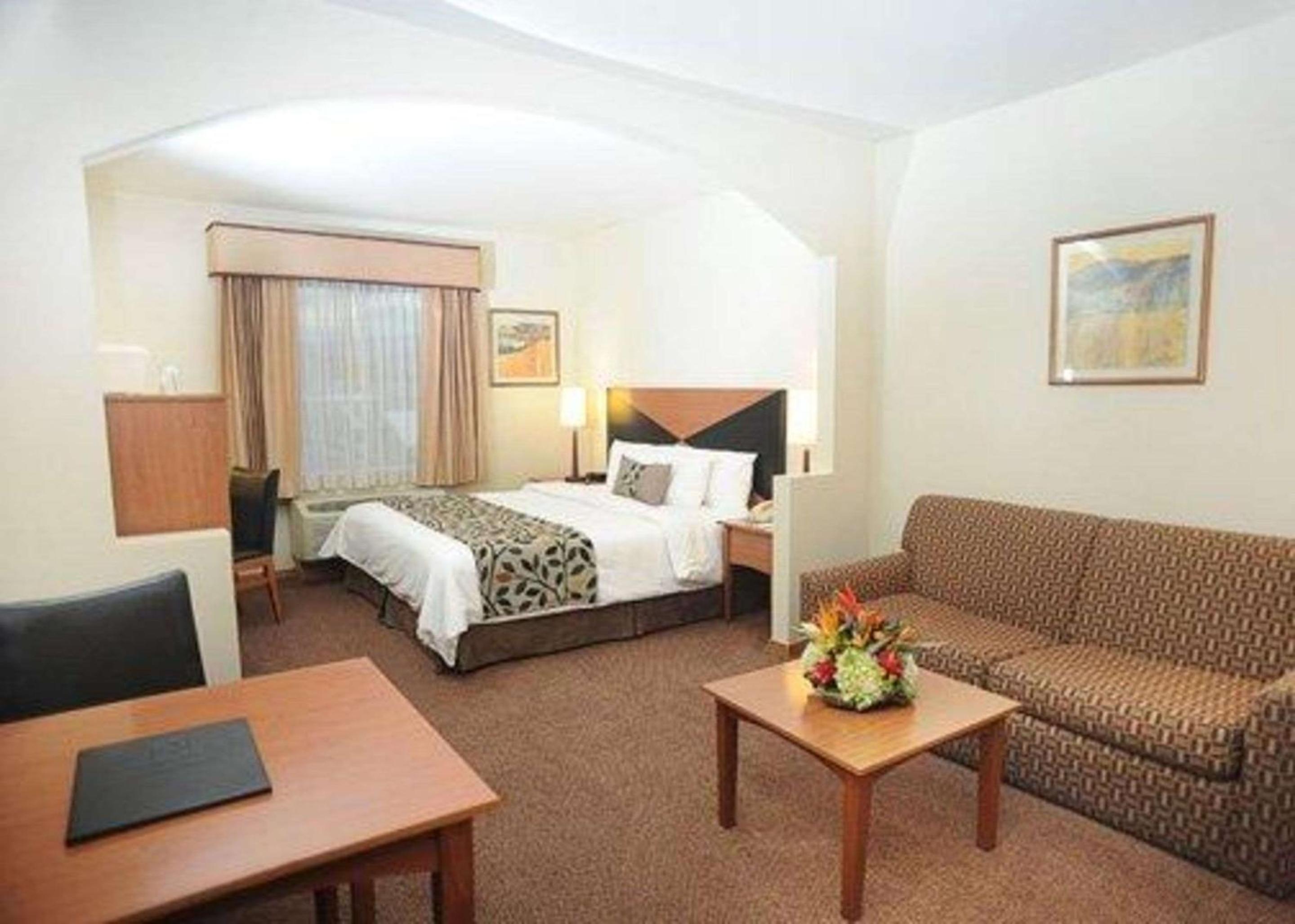 Junior Suite - Photo 1