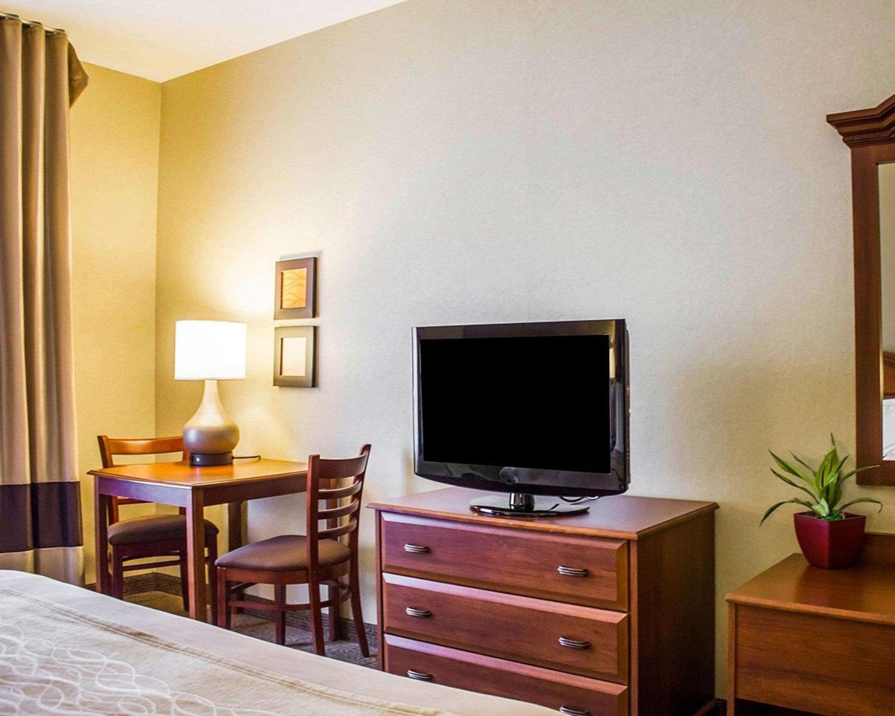 King Room - Disability Access/Non-Smoking - Photo 3