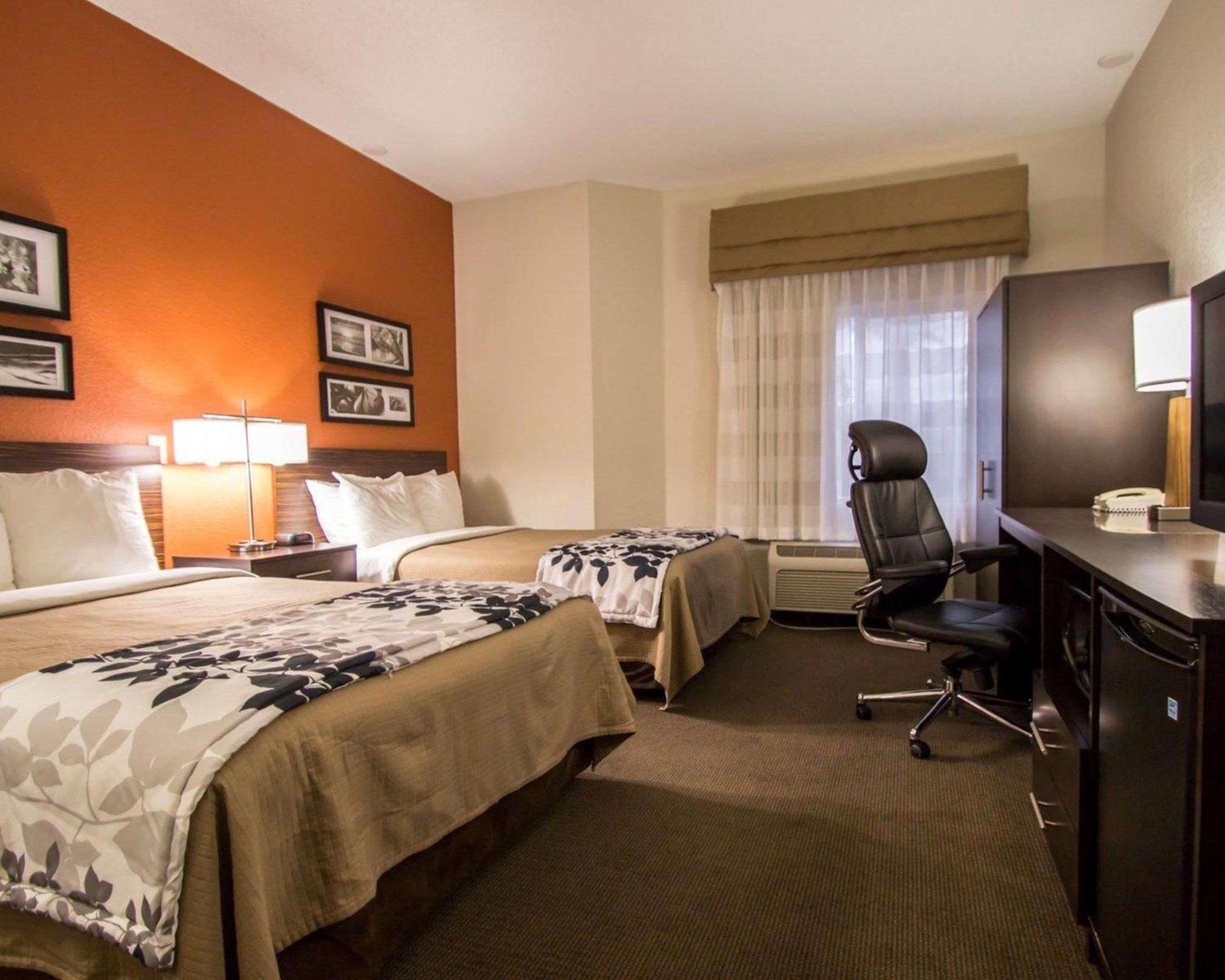 Double Room - Non-Smoking  - Photo 1
