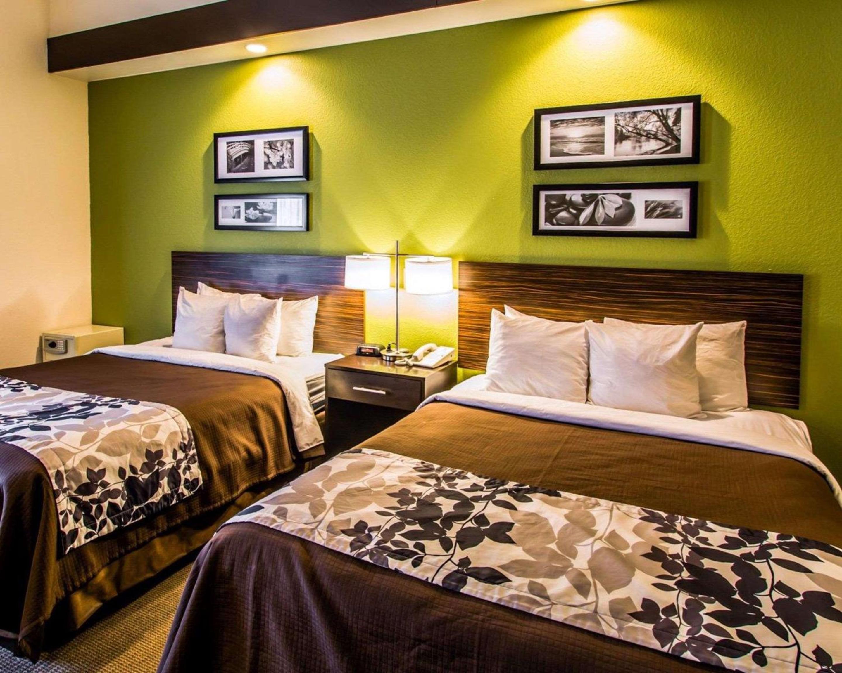 Queen Room with Two Queen Beds