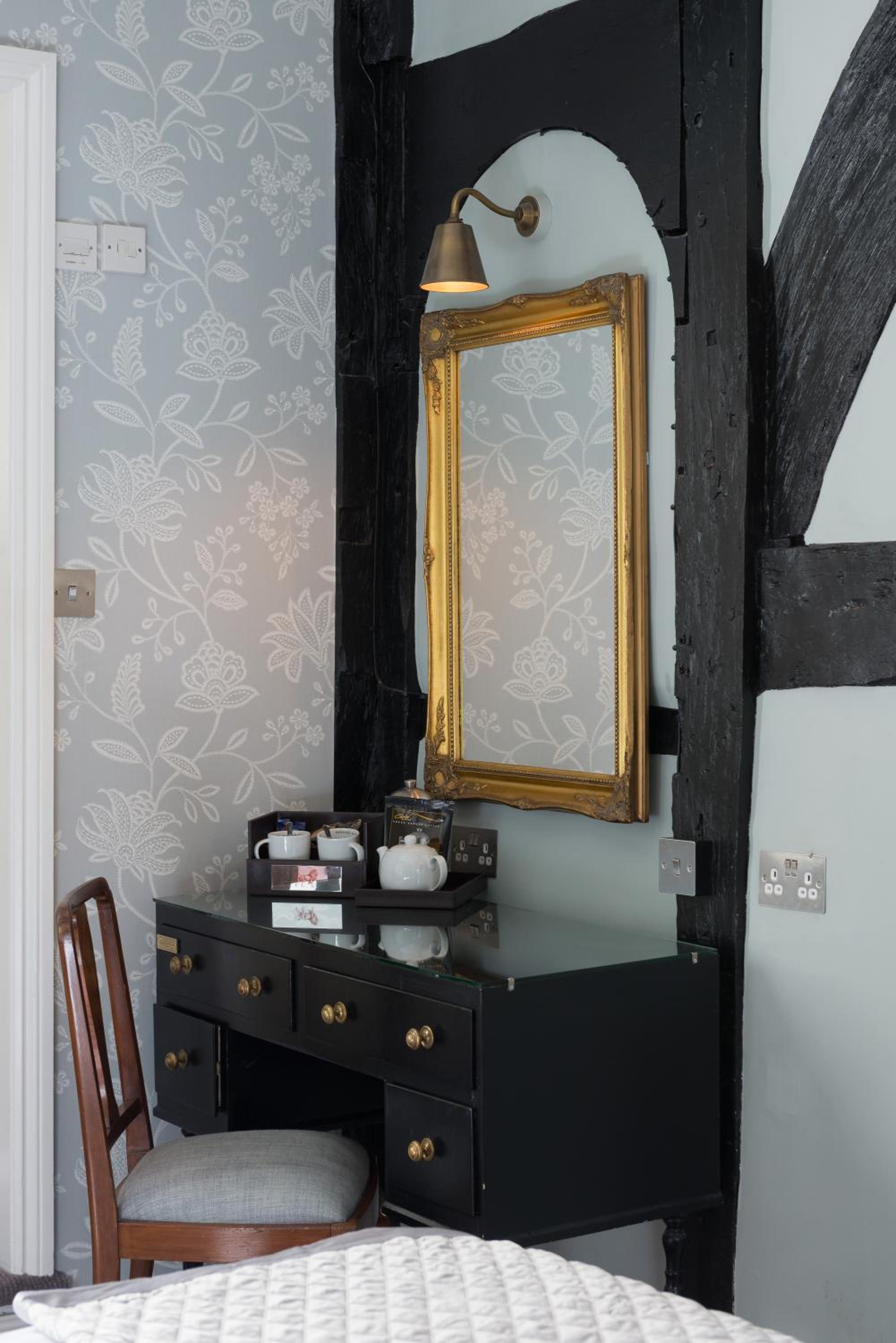Standard Double Room - Non-Smoking - Photo 12