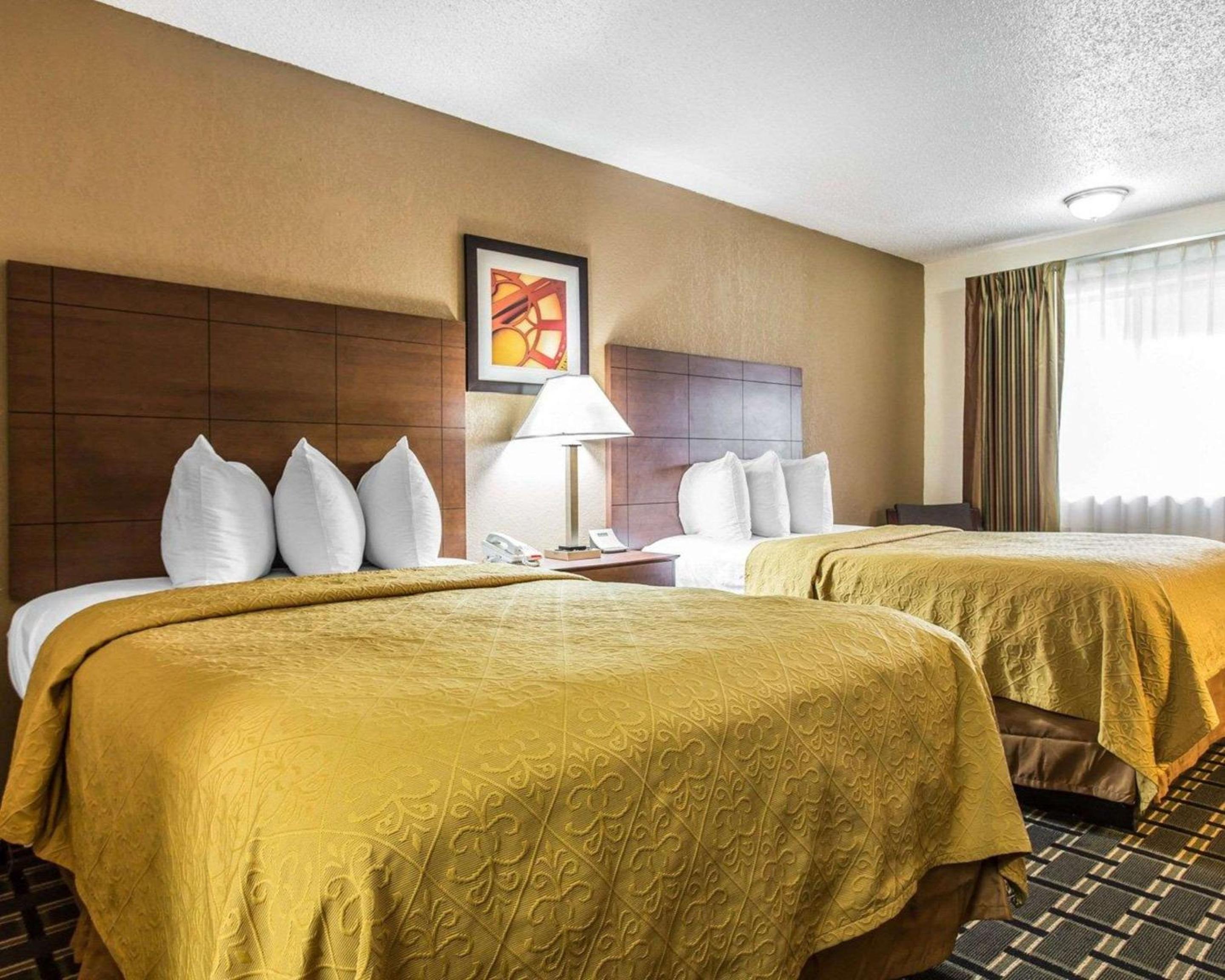 Double Room - Non-Smoking  - Photo 2
