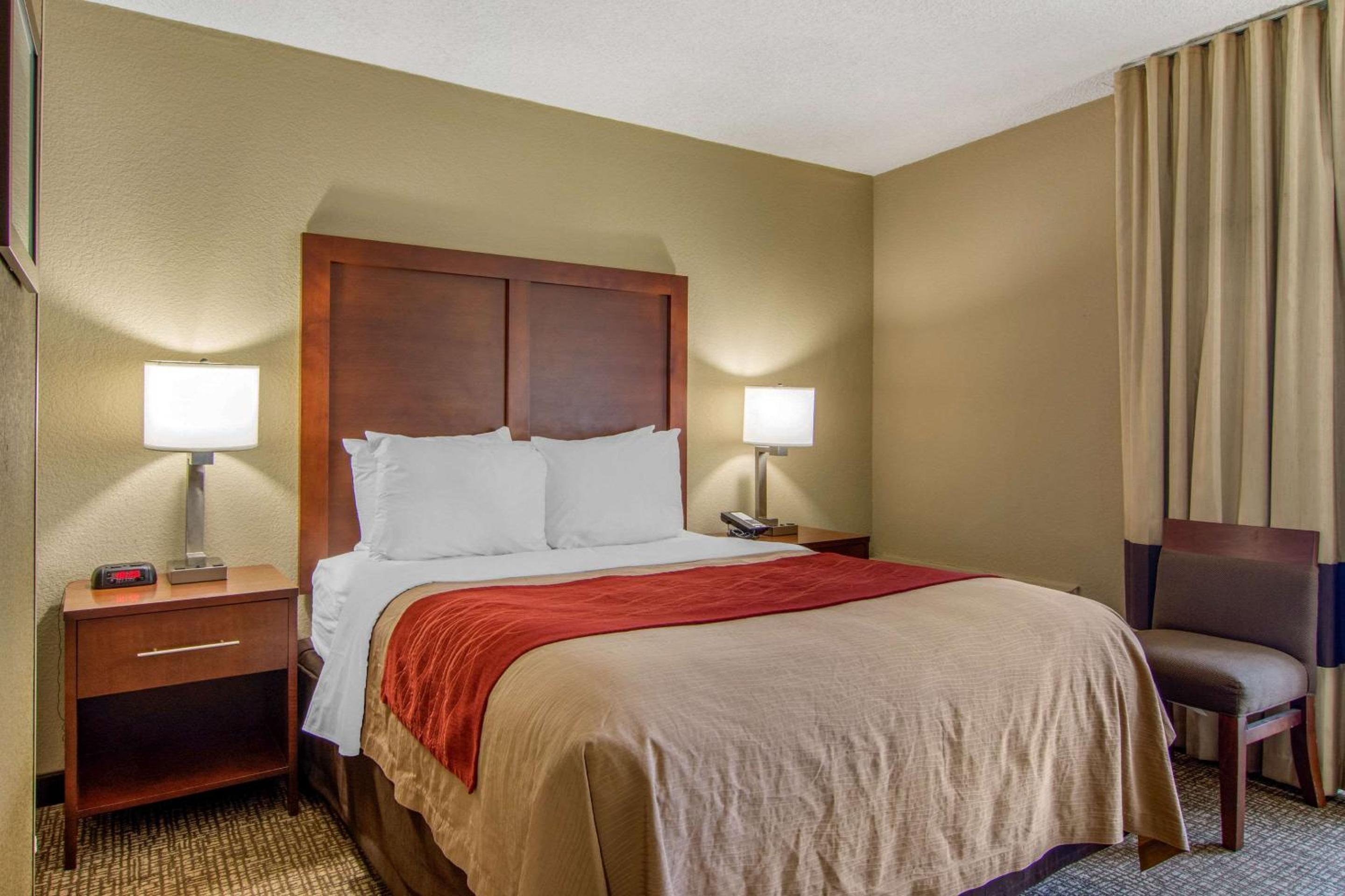 Queen Room - Disability Access/Non-Smoking