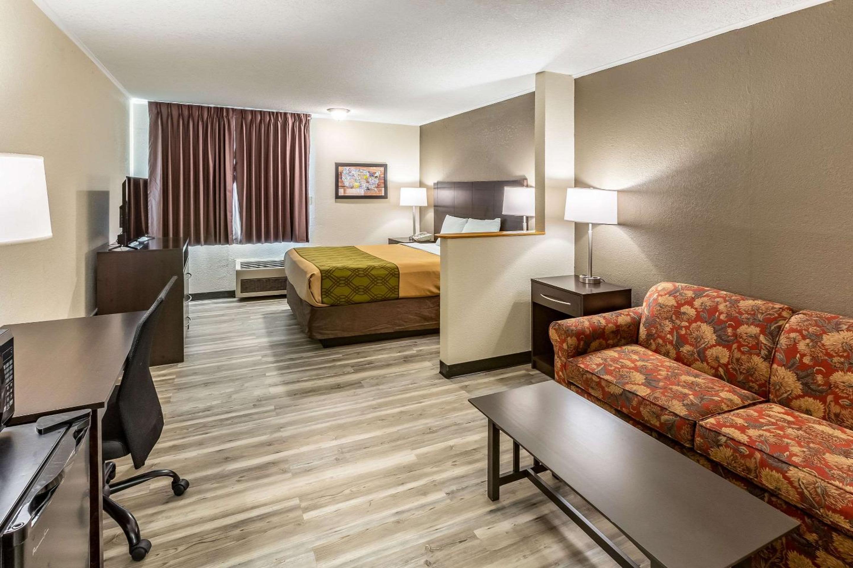 Queen Suite