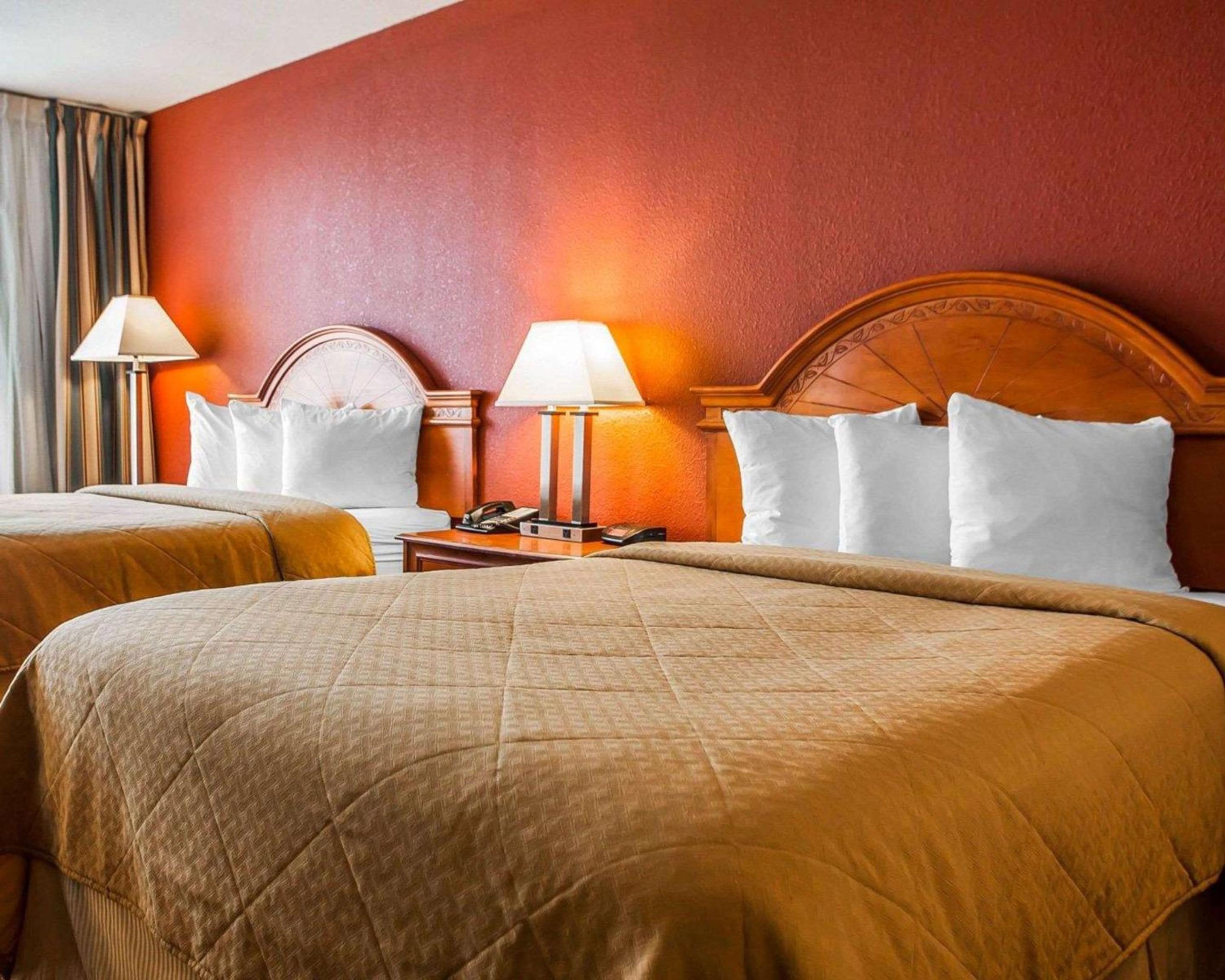 Double Room with Two Double Beds - Non-Smoking - Photo 1