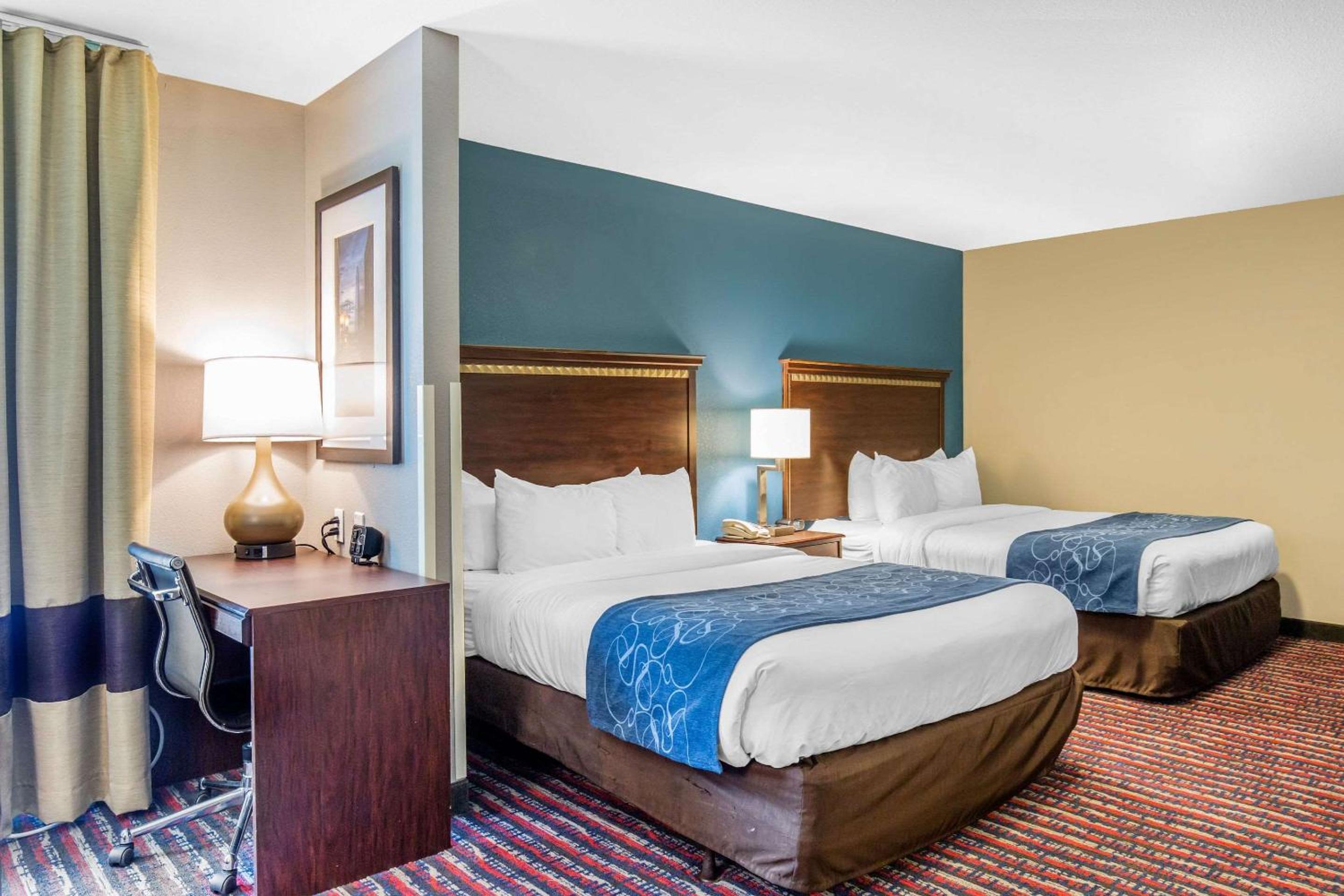 Queen Room with Two Queen Beds - Accessible/Non-Smoking  - Photo 1