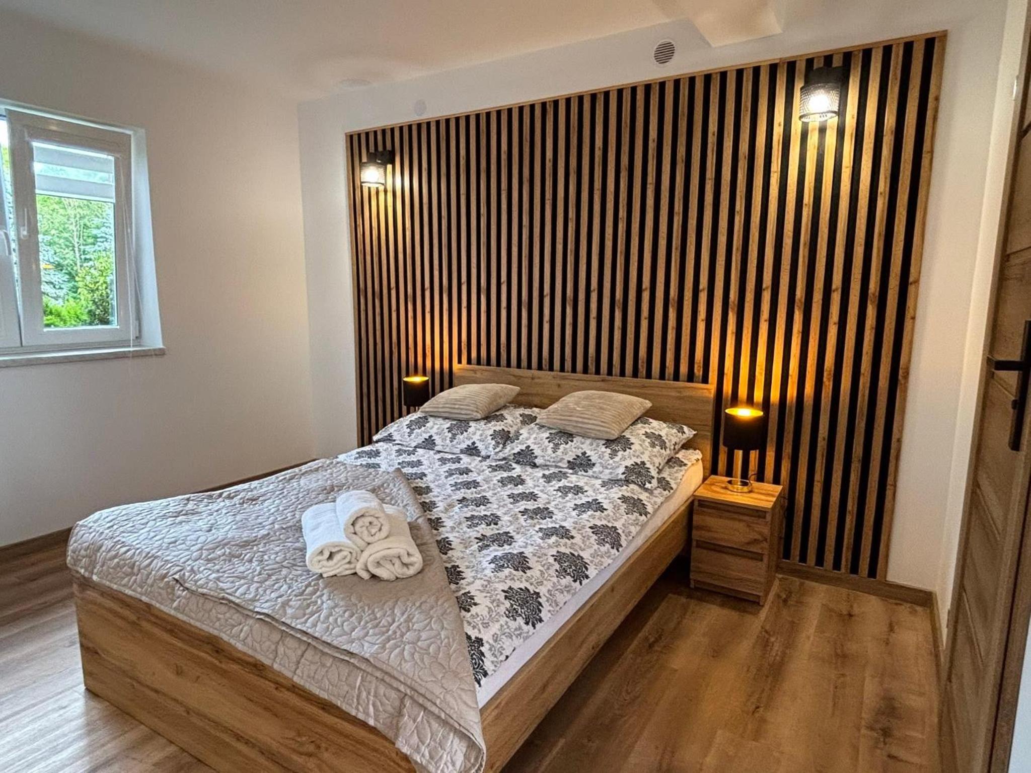 One-Bedroom Apartment with Terrace photo 1