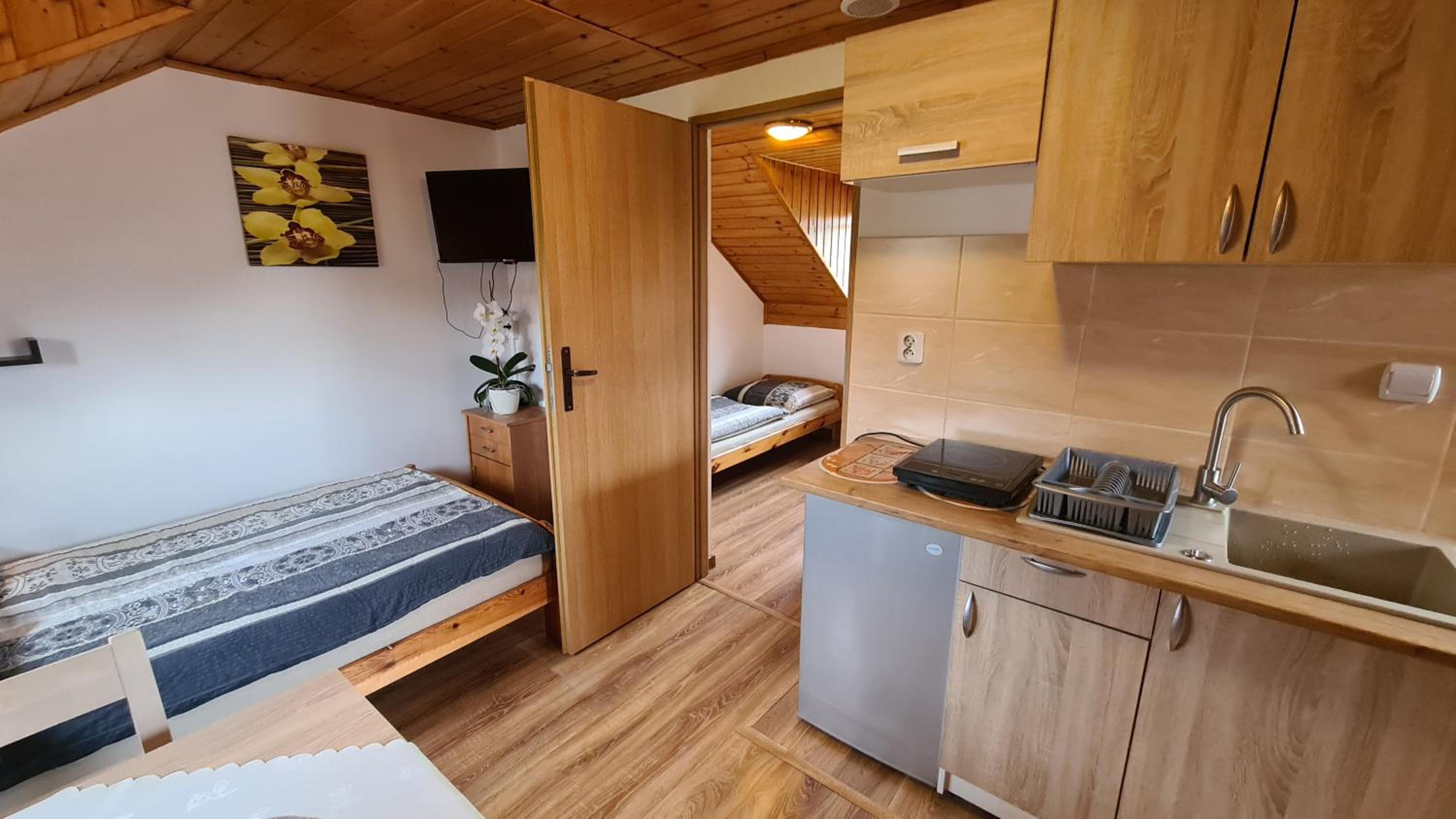 Studio Apartment photo 3