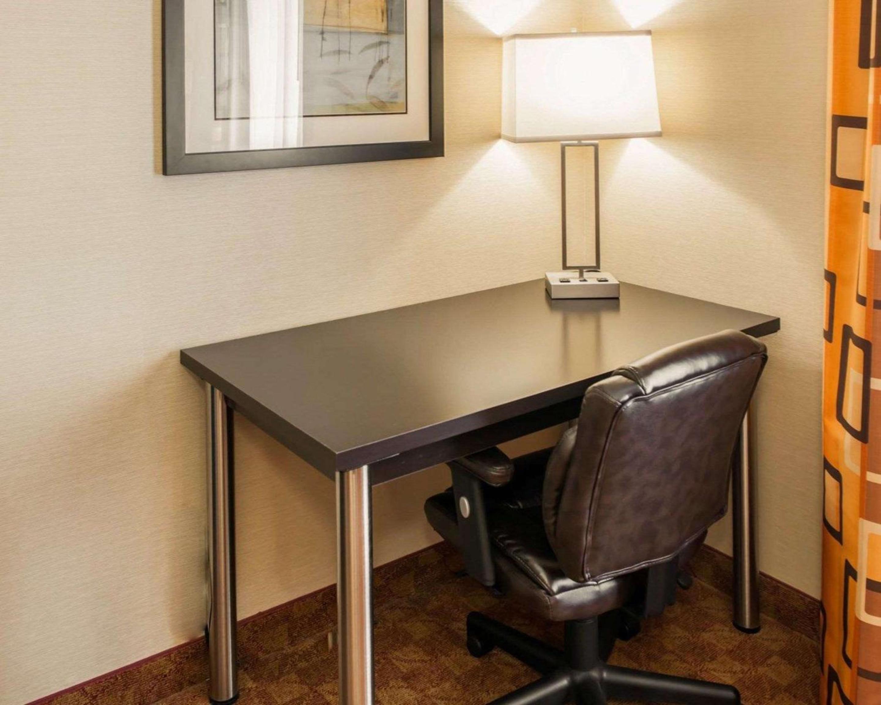 Queen Room - Accessible/Nonsmoking - Photo 2