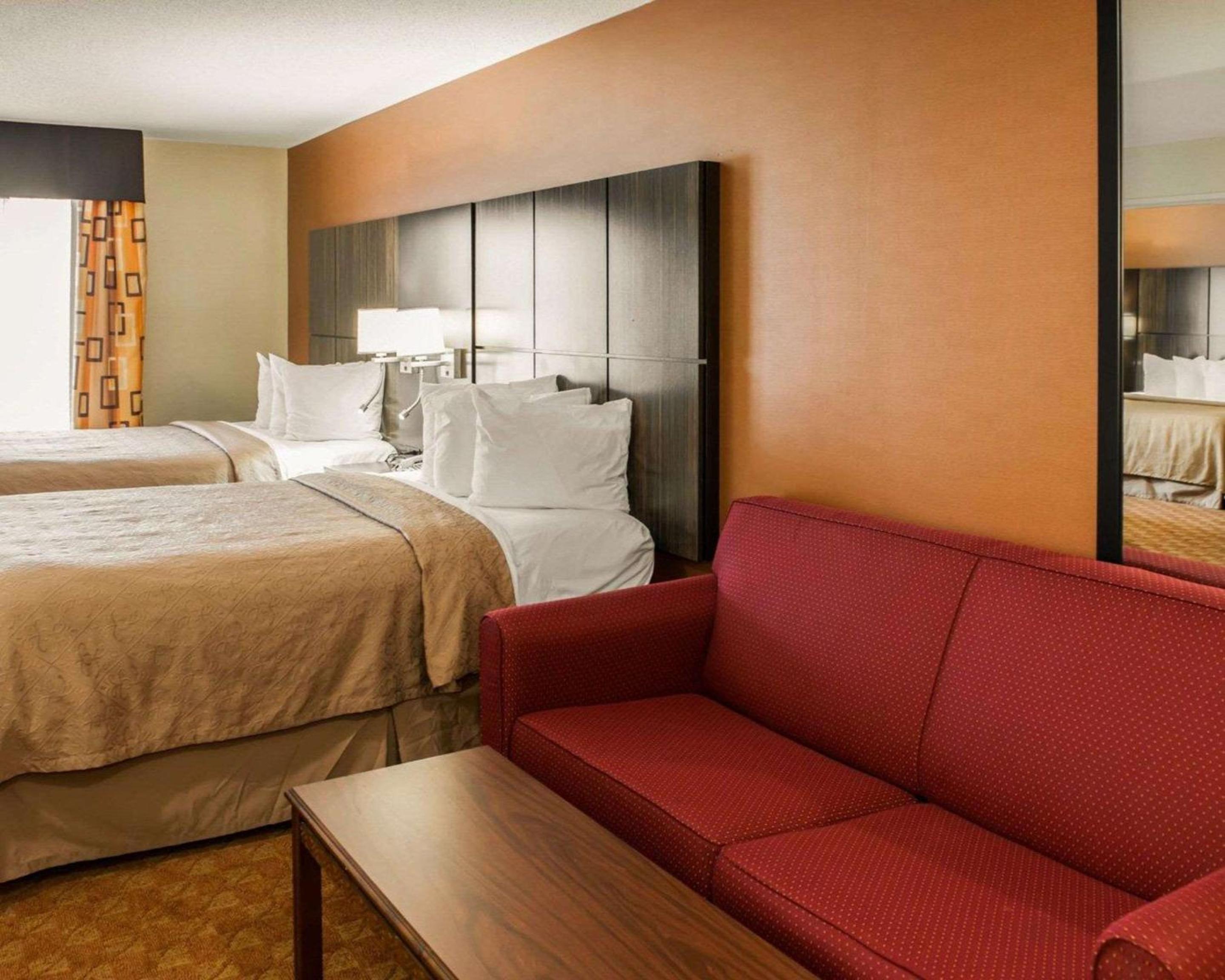 One Room Suite with Sofa bed - Non Smoking - Photo 4