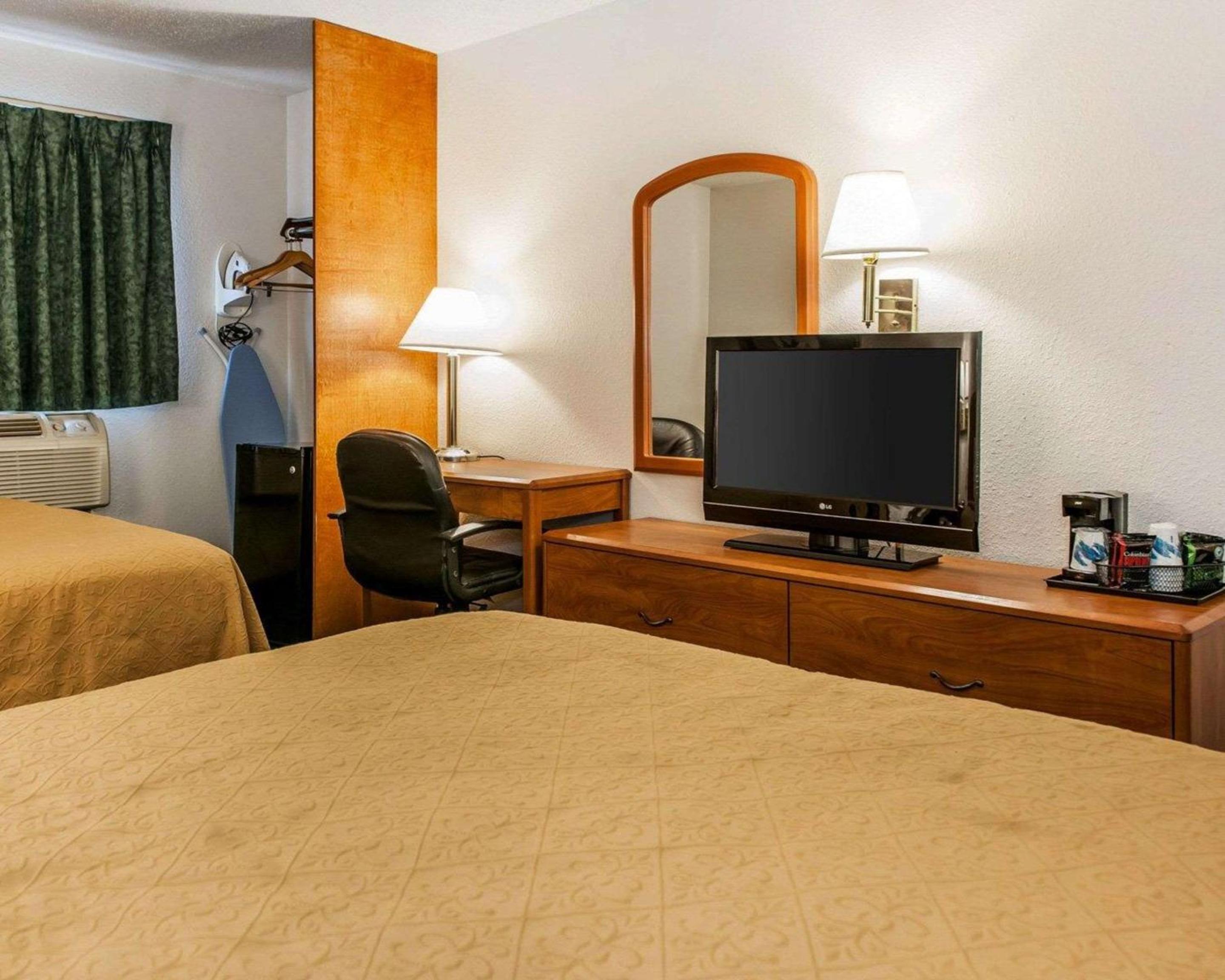 Queen Room with Two Queen Beds - Photo 1