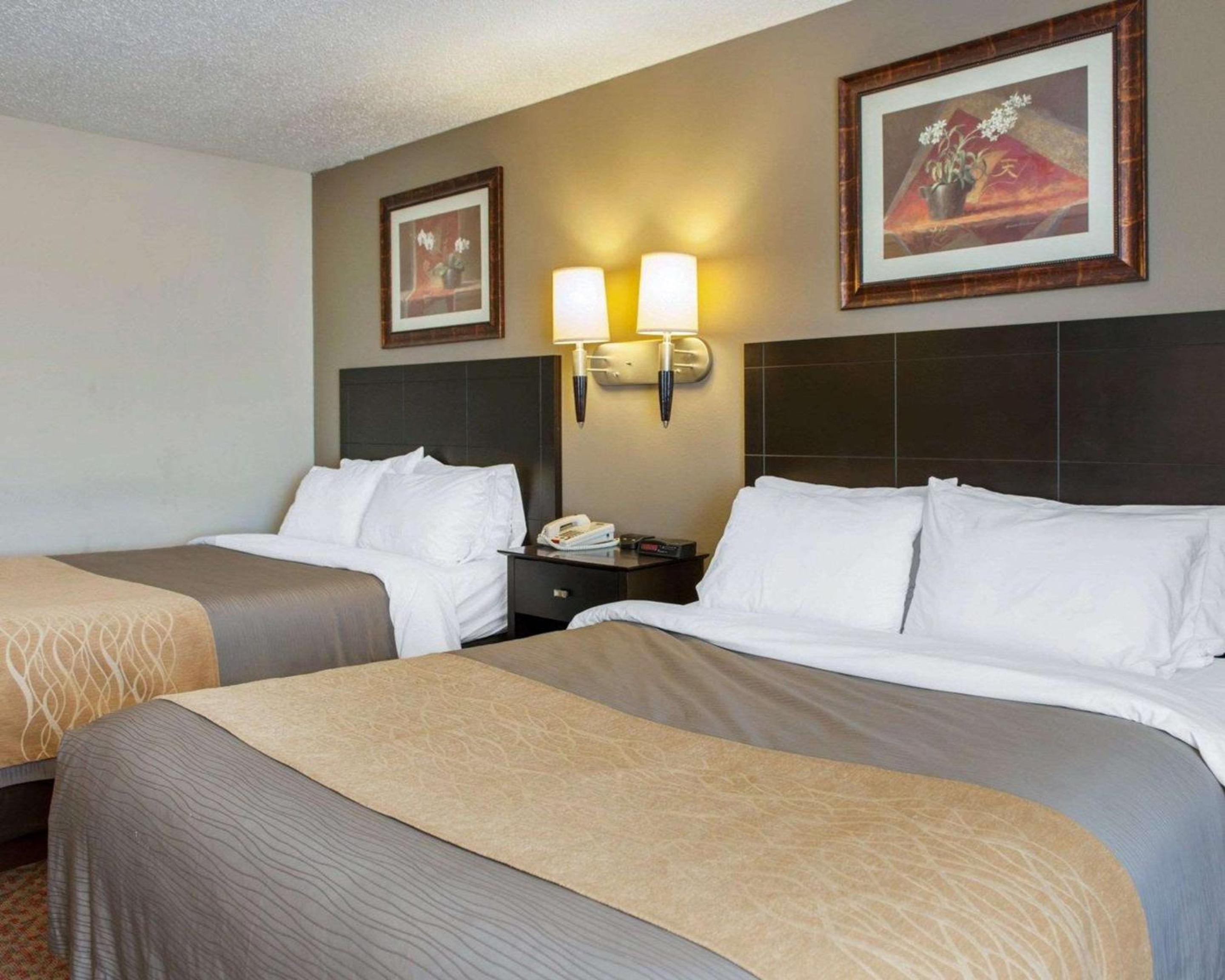 Queen Room with Two Queen Beds - Photo 1
