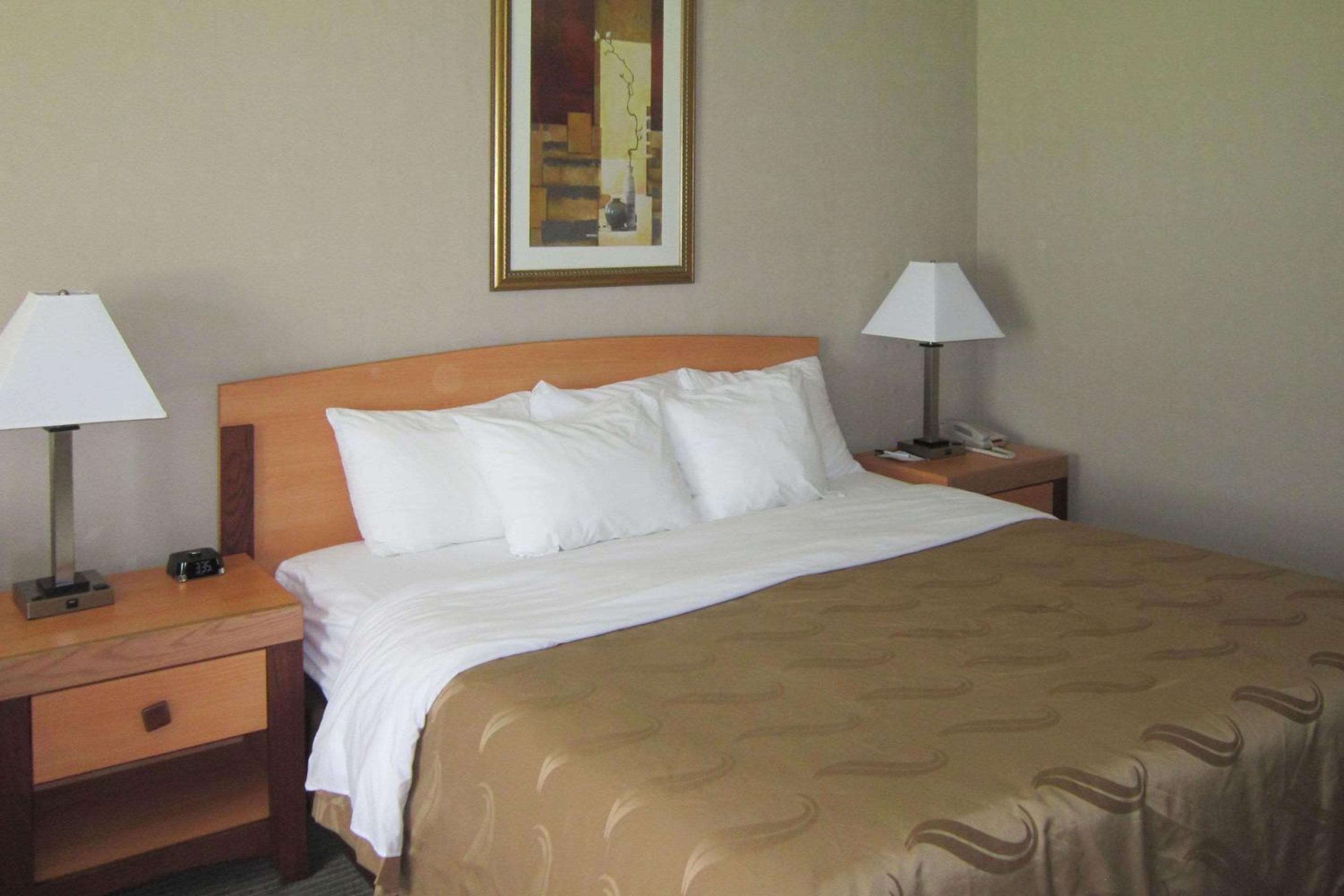 King Room - First Floor/Non-Smoking - Photo 1