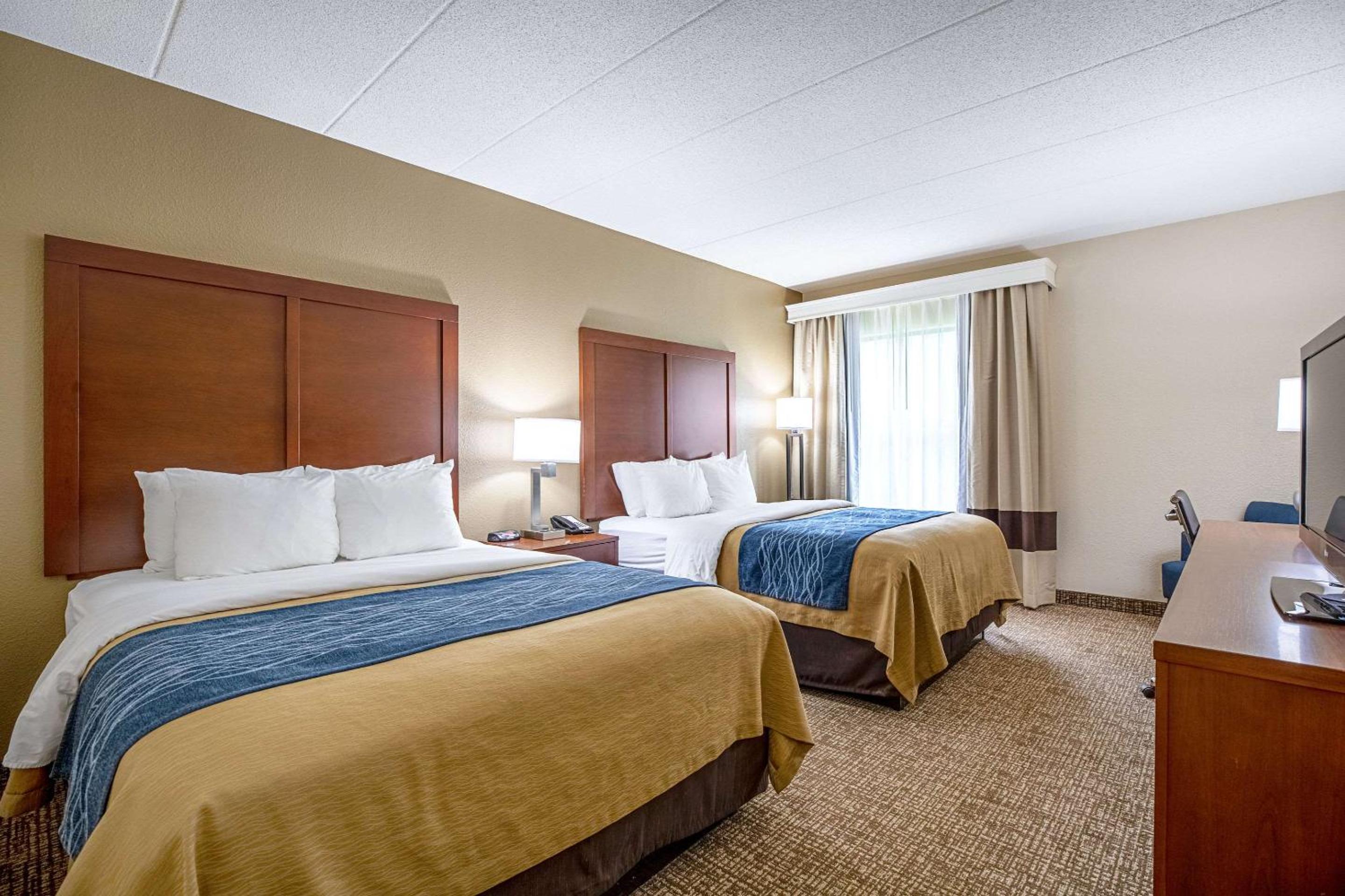 Queen Room with Two Queen Beds - Photo 1