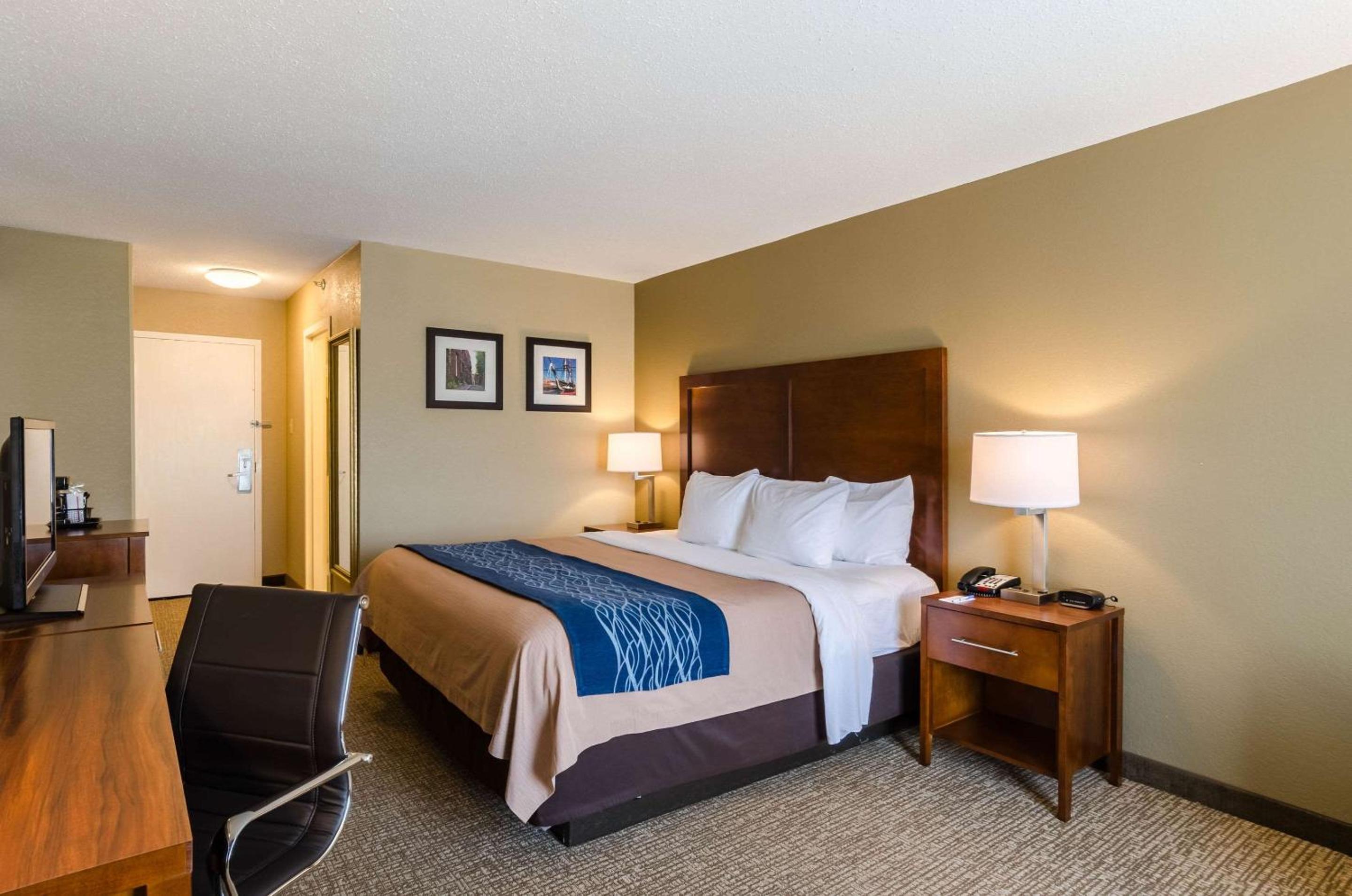 King Room - Non-Smoking at Comfort Inn Randolph-Boston in Randolph