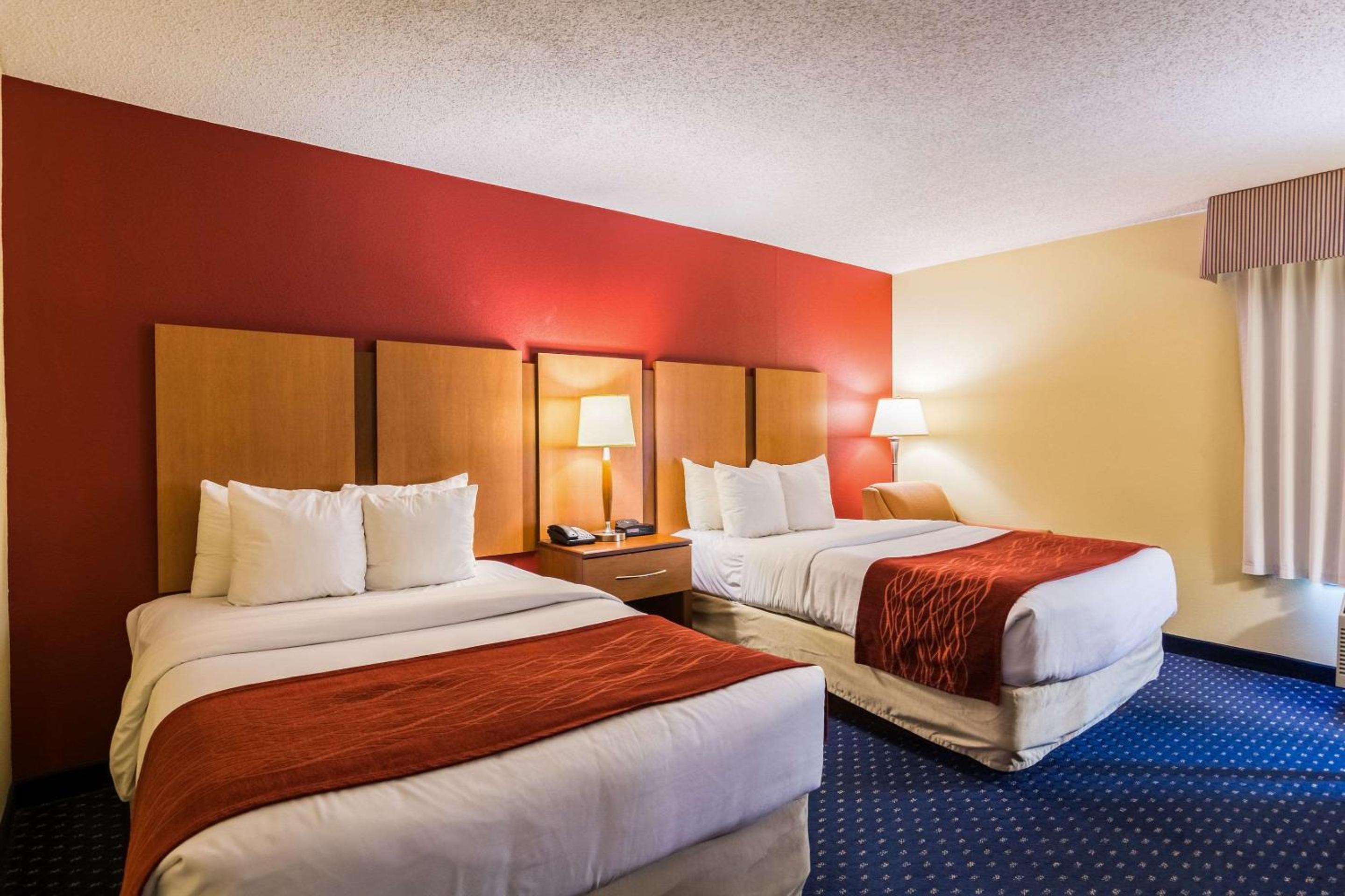 Double Room with Two Double Beds - Non-Smoking photo 1
