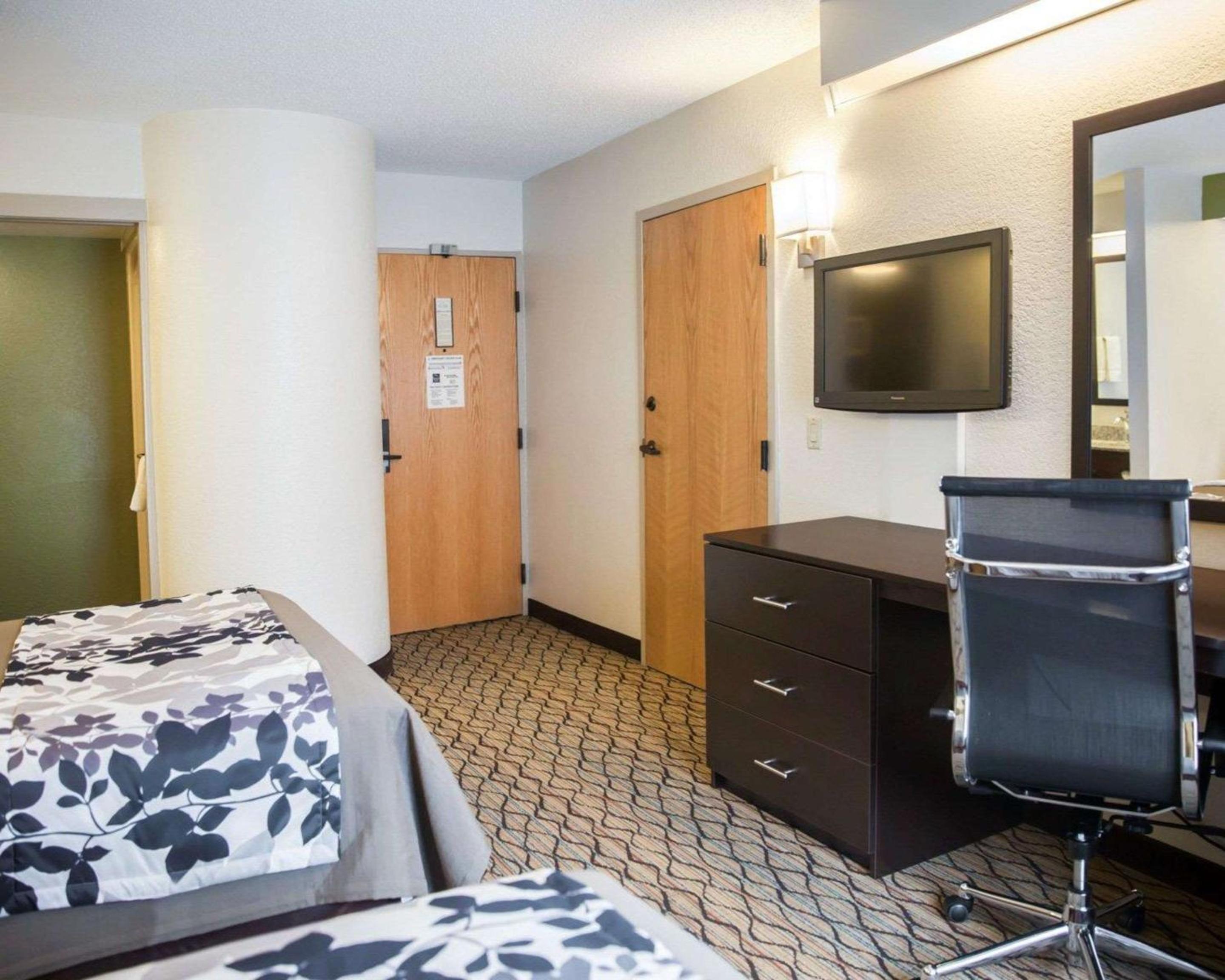 Standard Double Room - Photo 5
