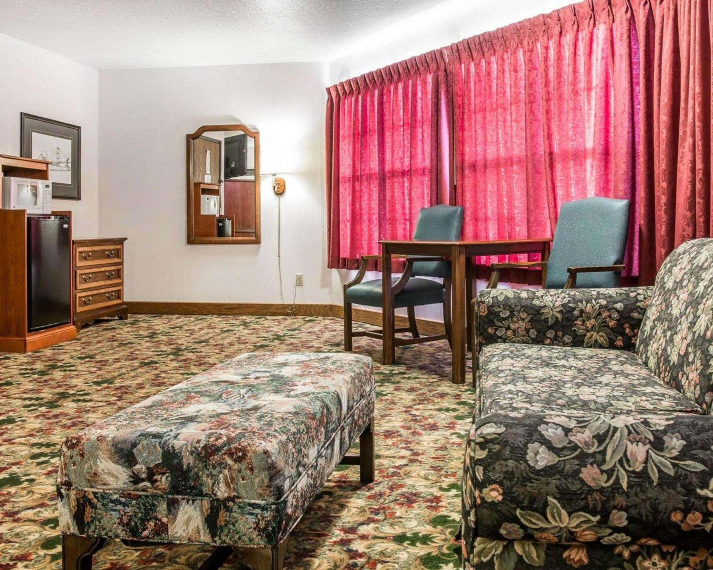 King Room with Spa Bath - Photo 1