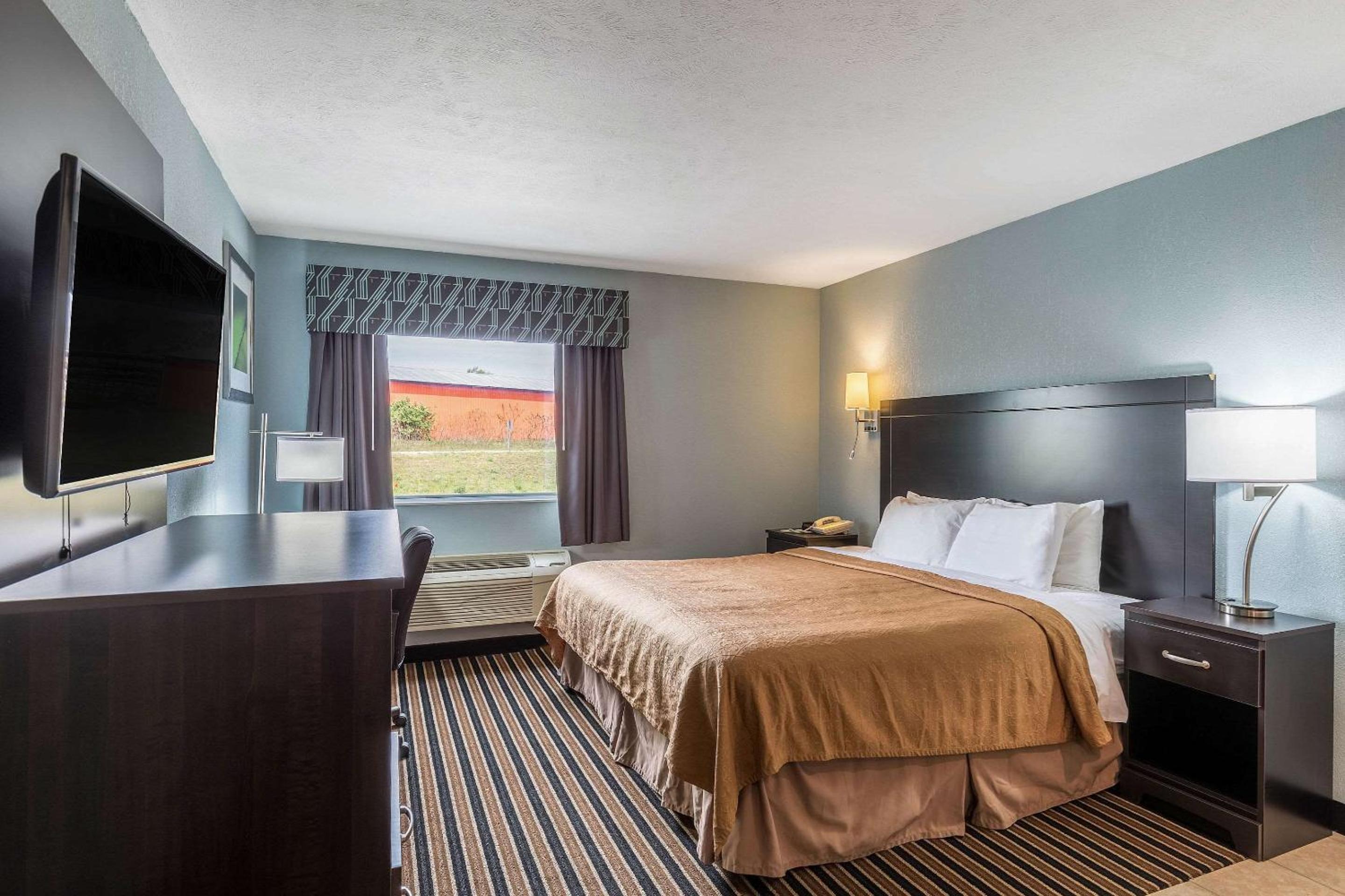 King Room with Spa Bath photo 2