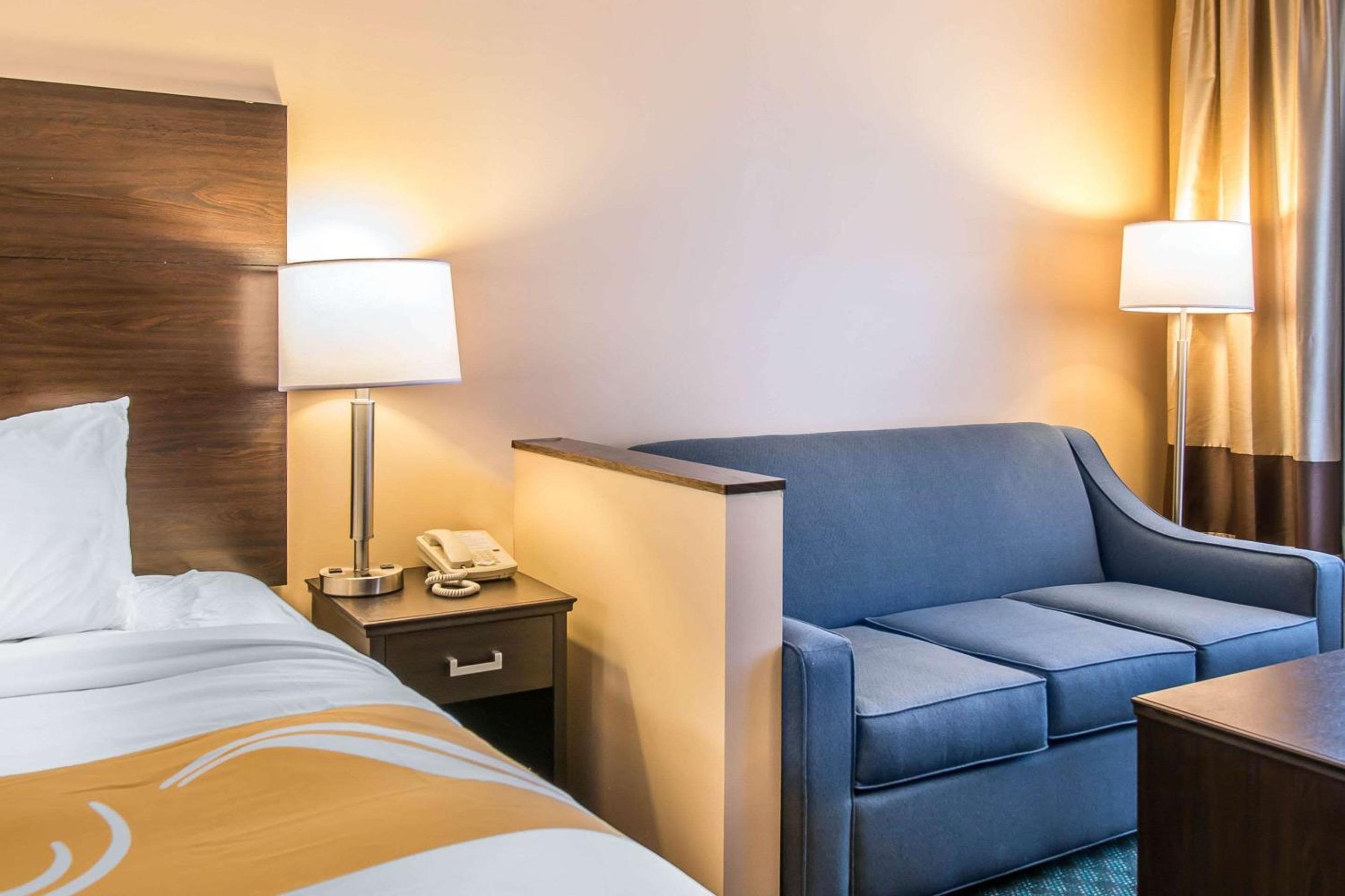King Suite with Sofa Bed - Photo 4