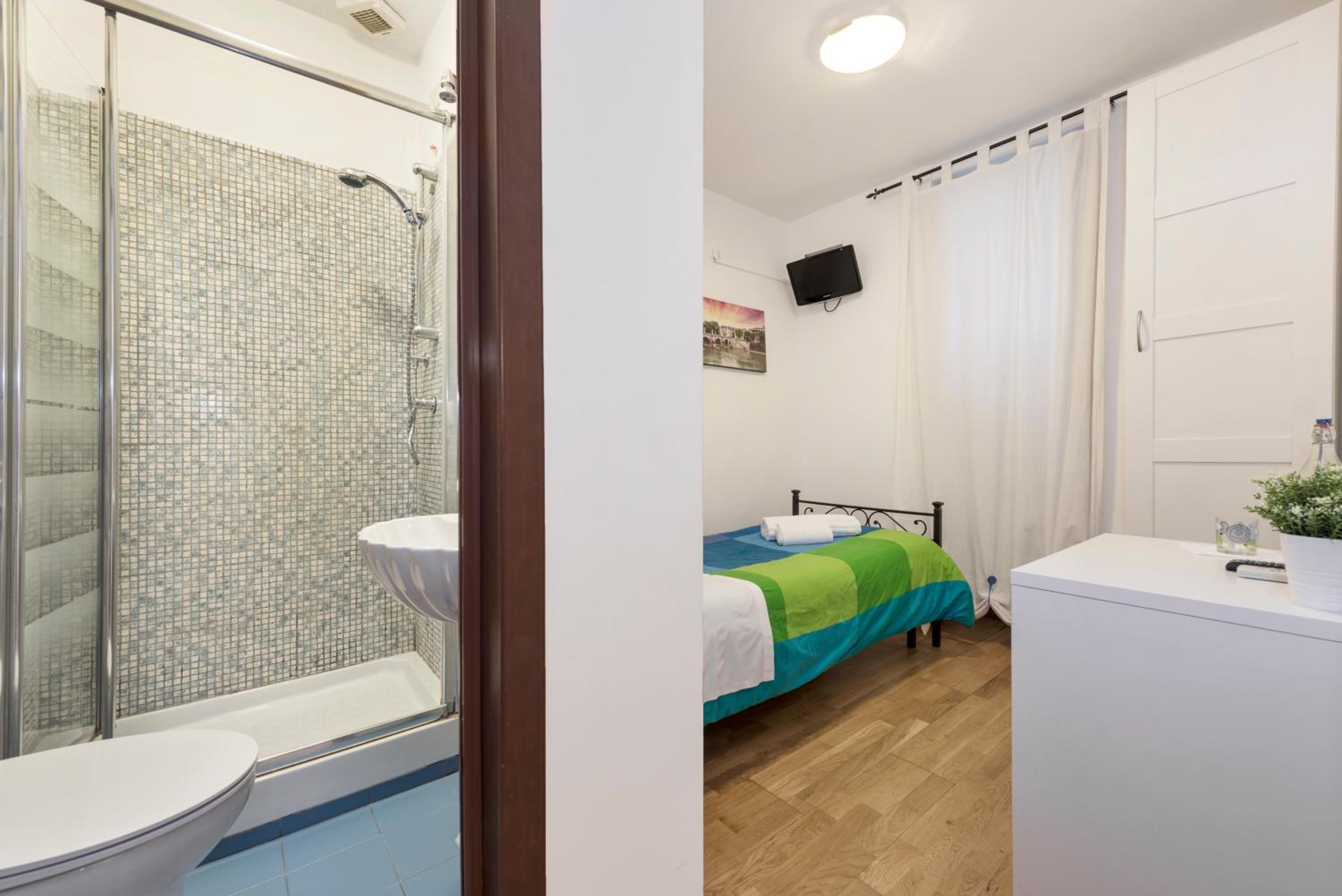 Economy Single Room