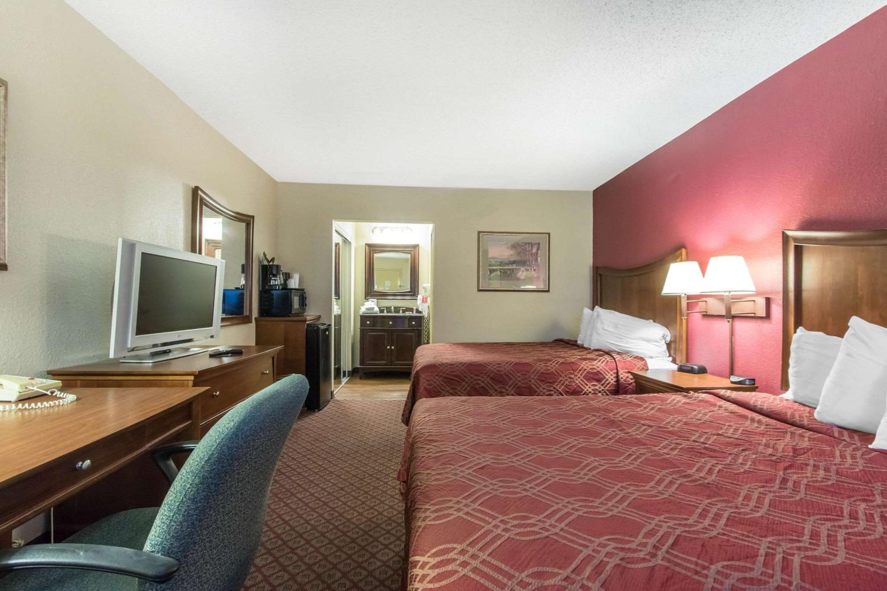 Double Room with Two Double Beds - Non-Smoking