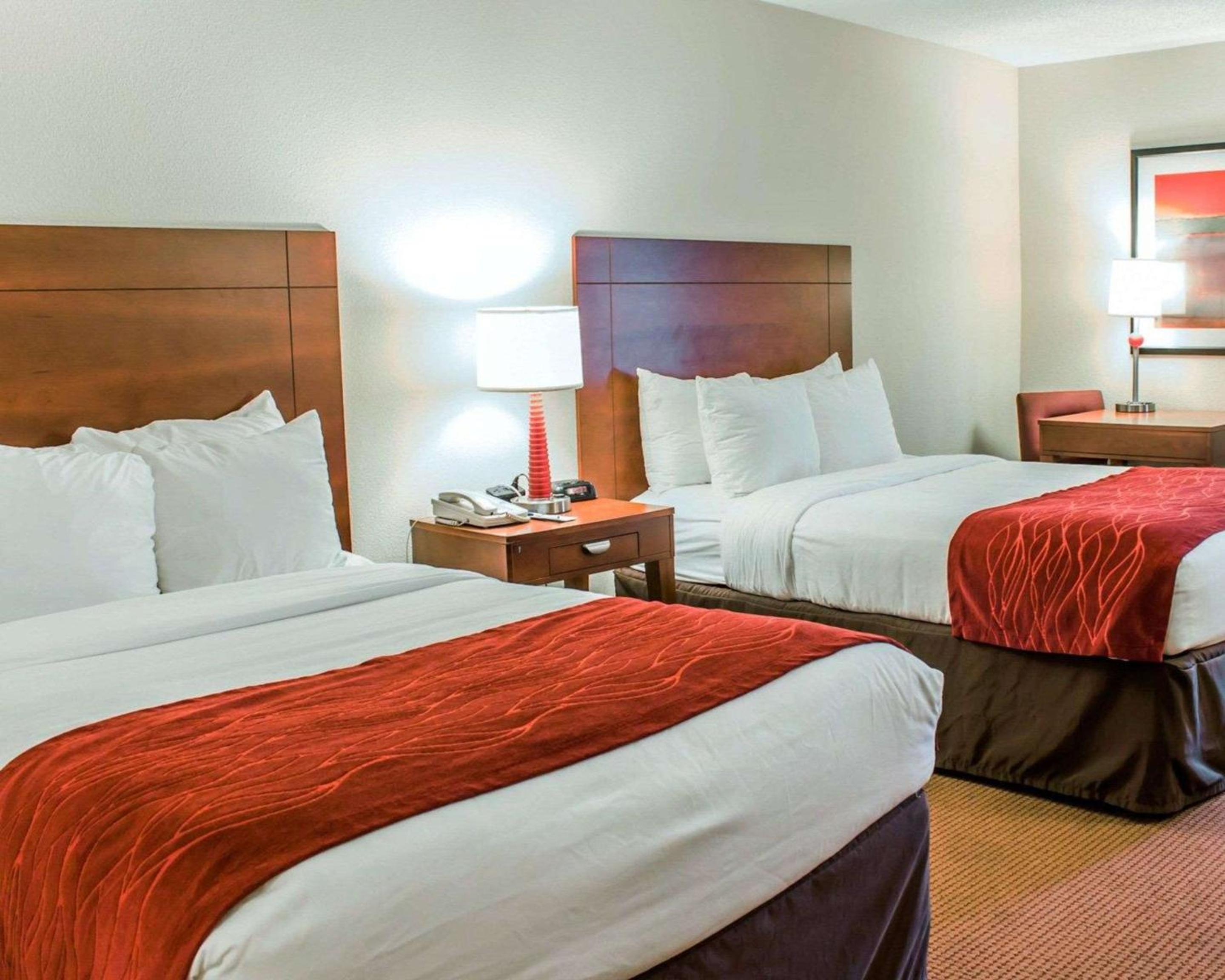 Double Room with Two Double Beds - Non-Smoking - Photo 6
