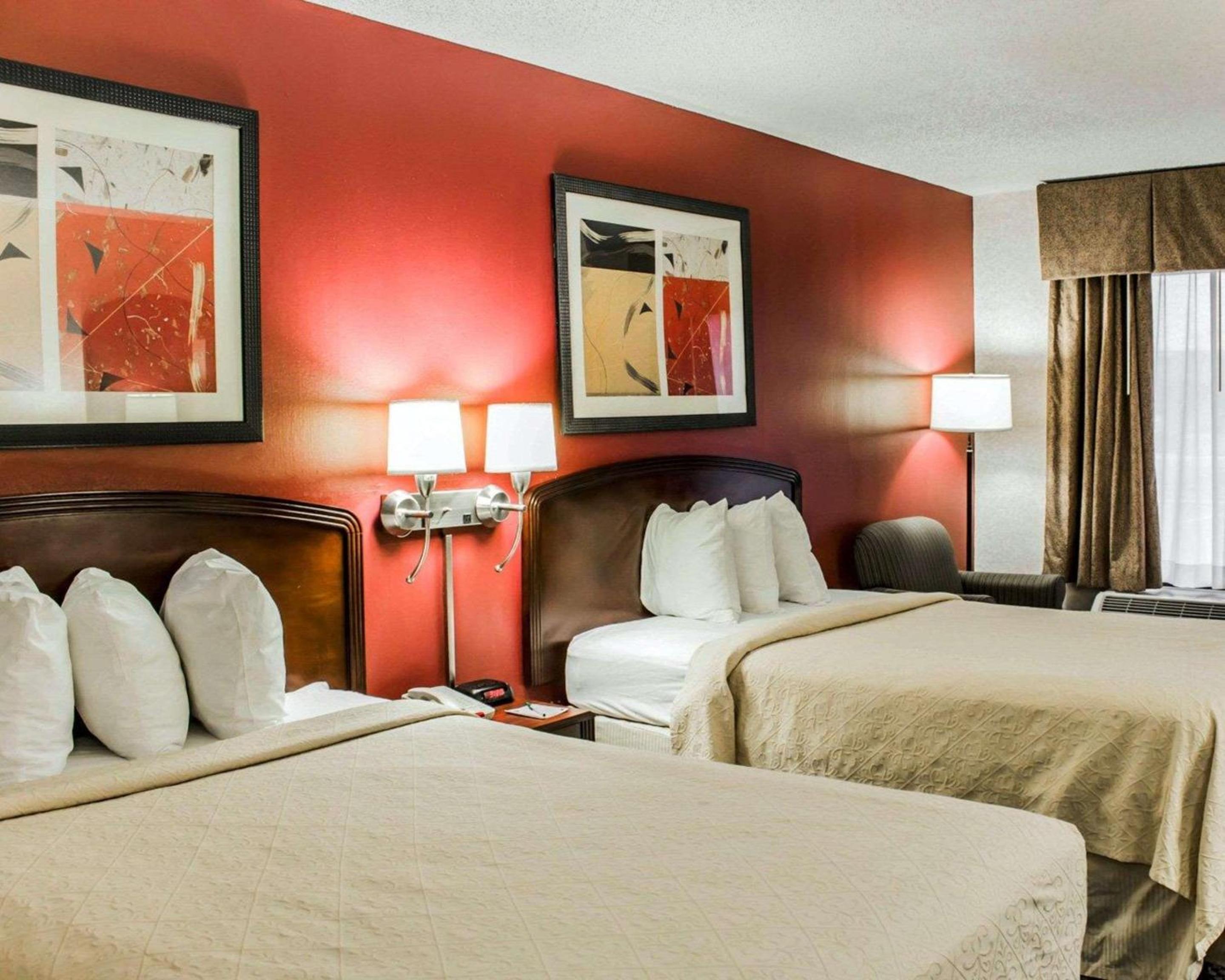 Double Room With Two Double Beds - Non-Smoking photo 1