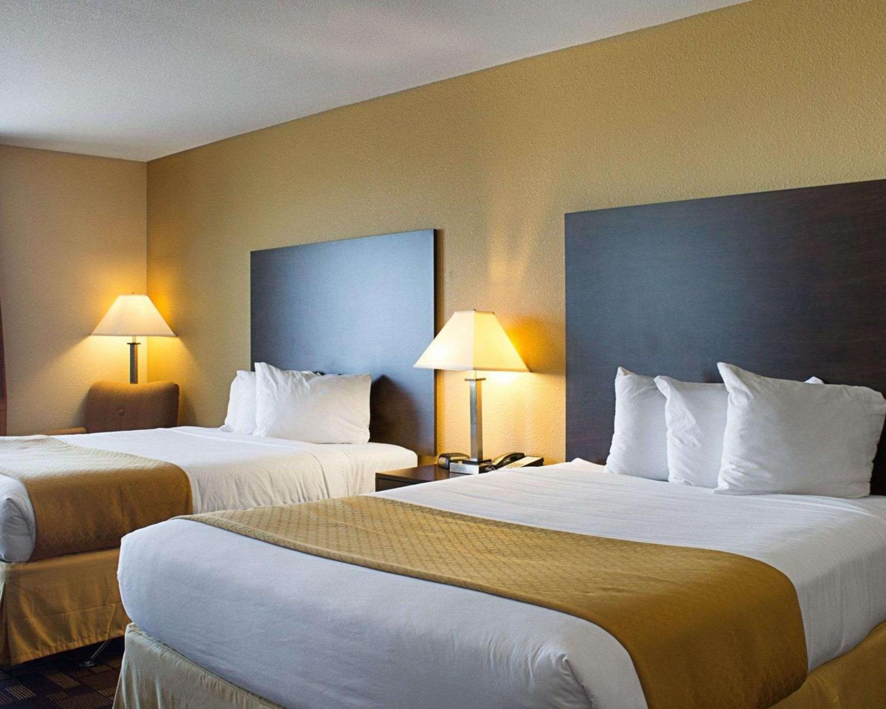 Suite with Two Queen Beds - Accessible/Non-Smoking