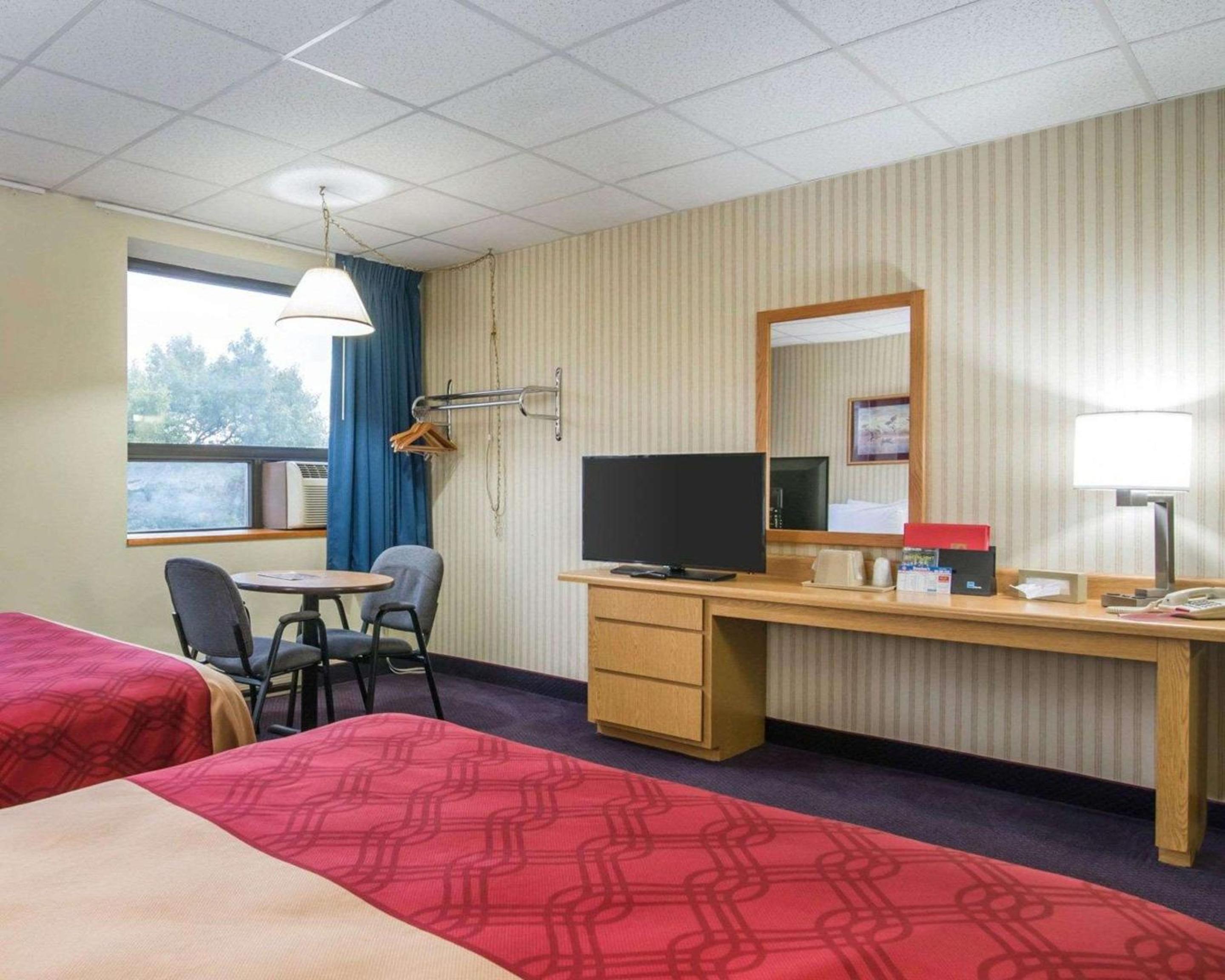 Queen Room with Two Queen Beds - Non-Smoking