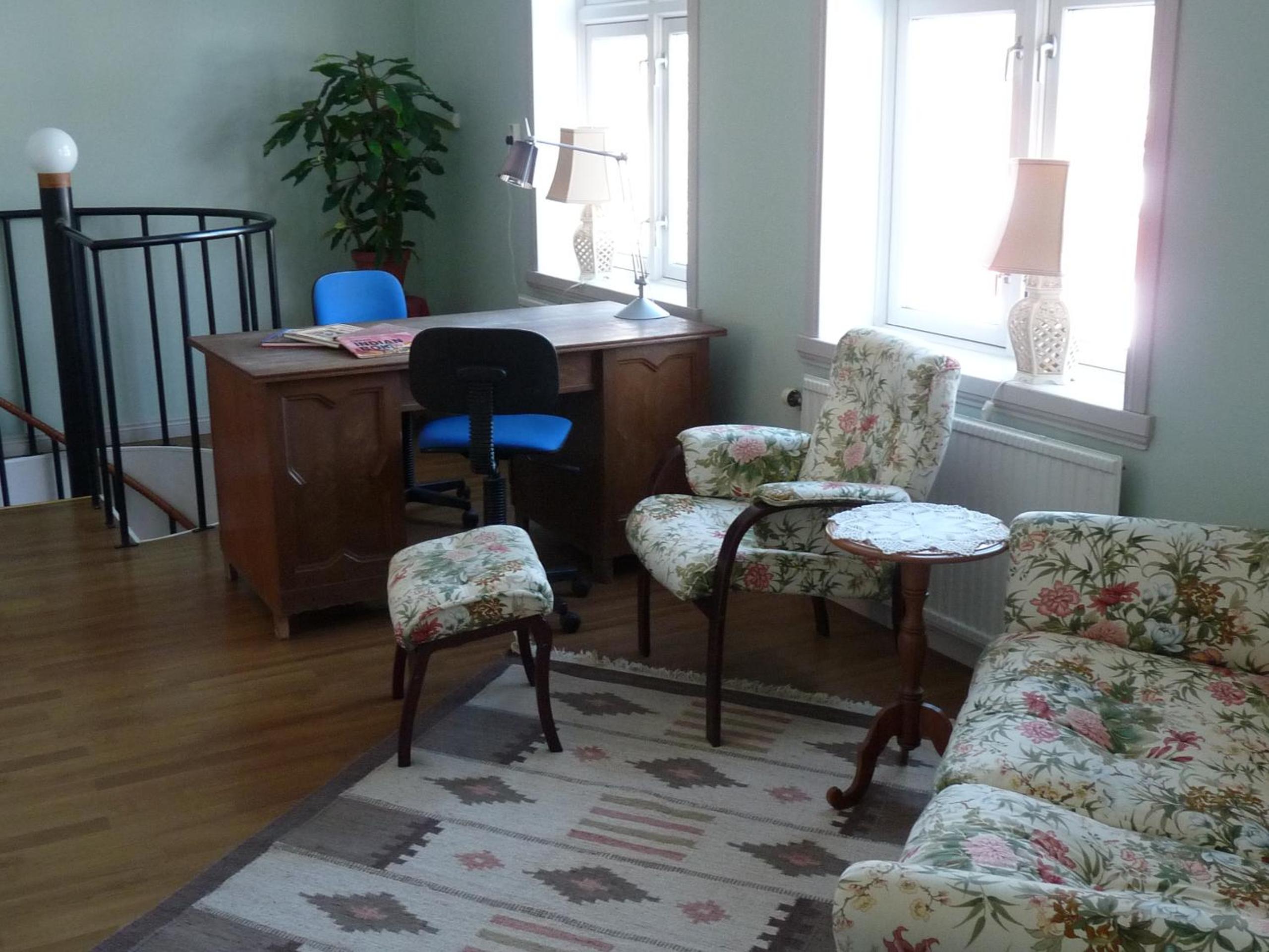 Three-Bedroom Apartment photo 1