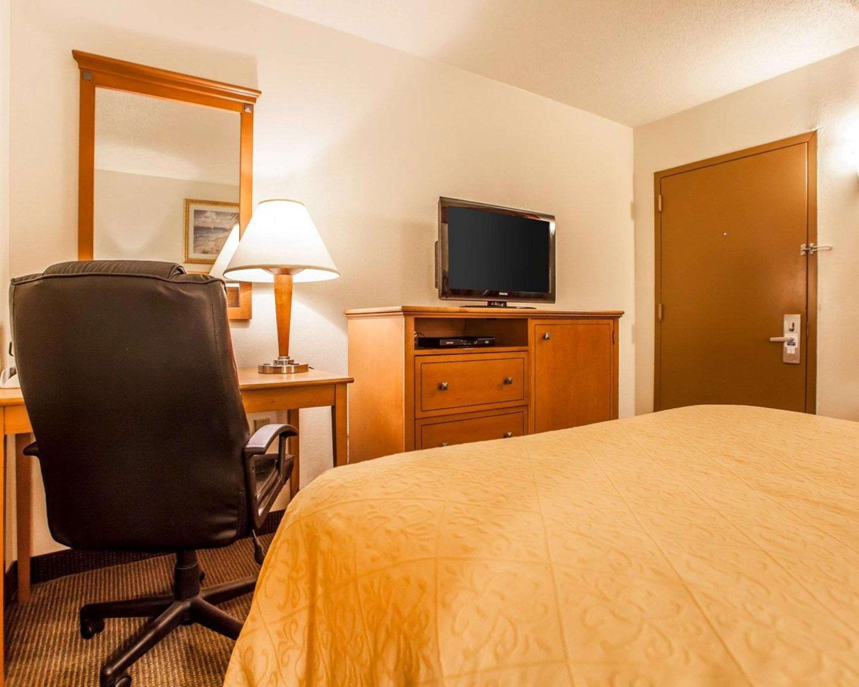  Double Room with One Double Bed - Smoking - Photo 1