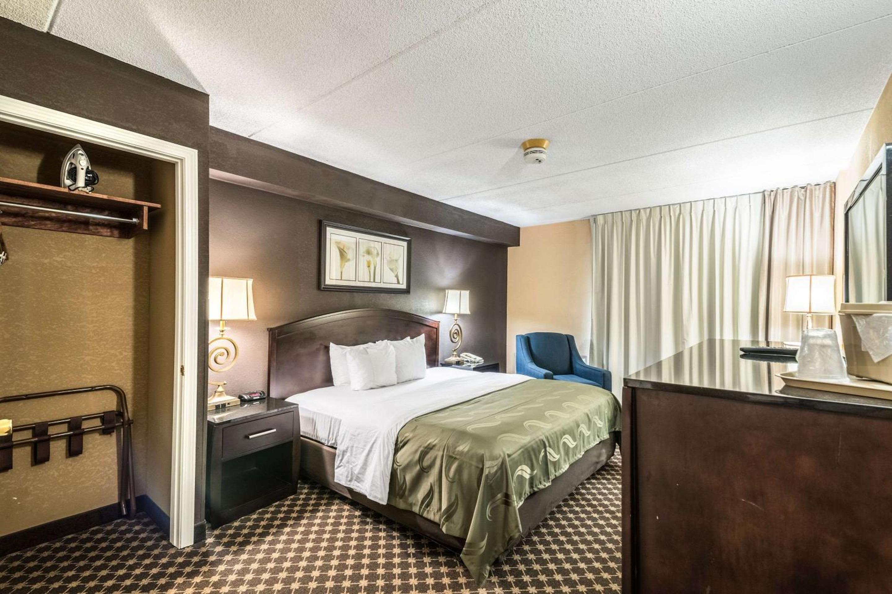 King Room - Disability Access/Non-Smoking - Photo 2