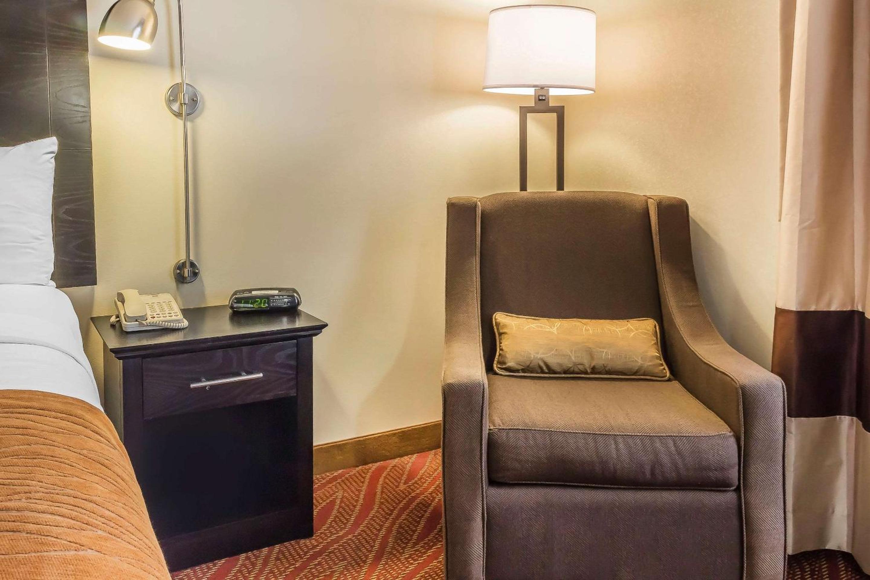 King Room - Disability Access - Photo 5
