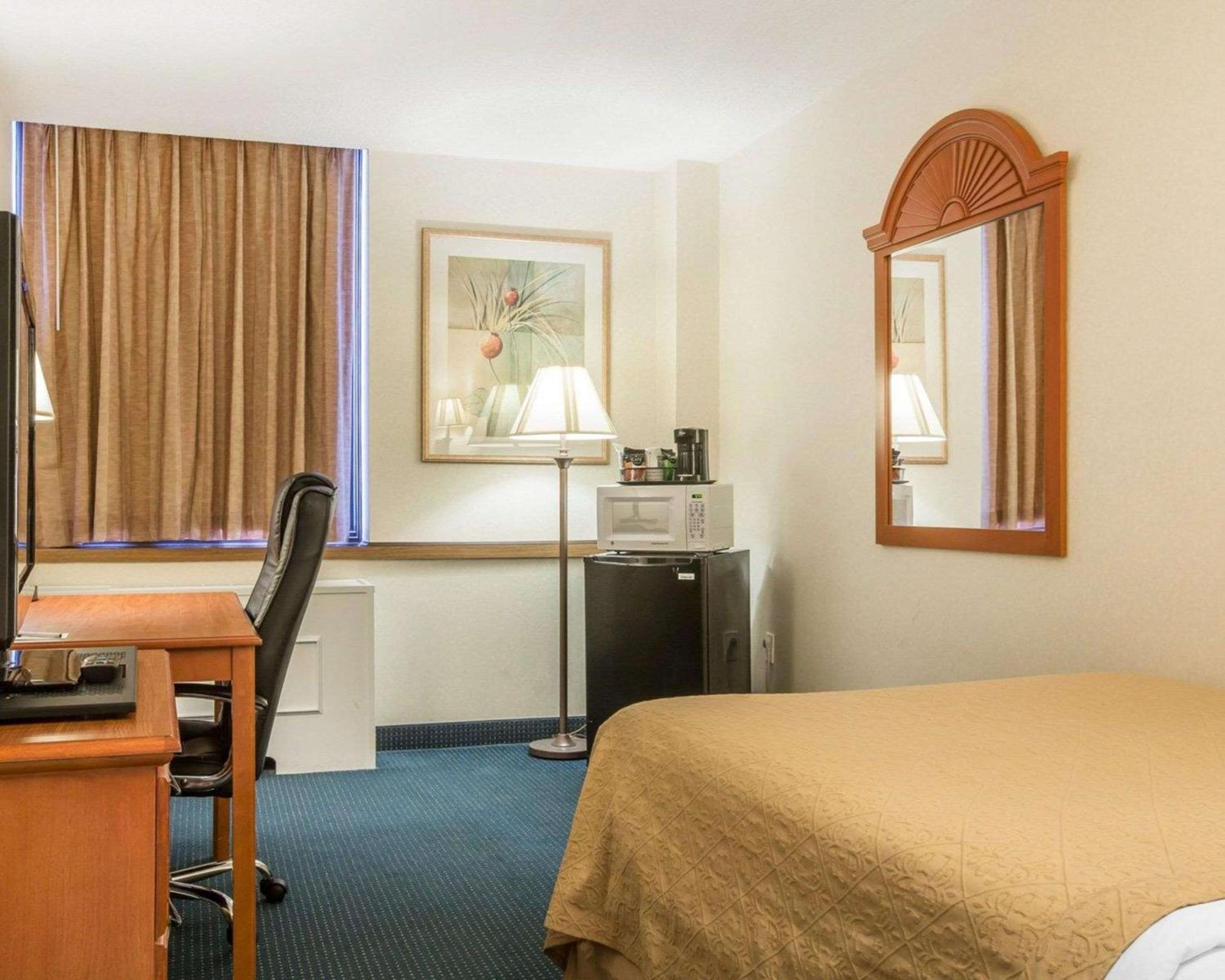 Double Room - Non-Smoking  photo 2