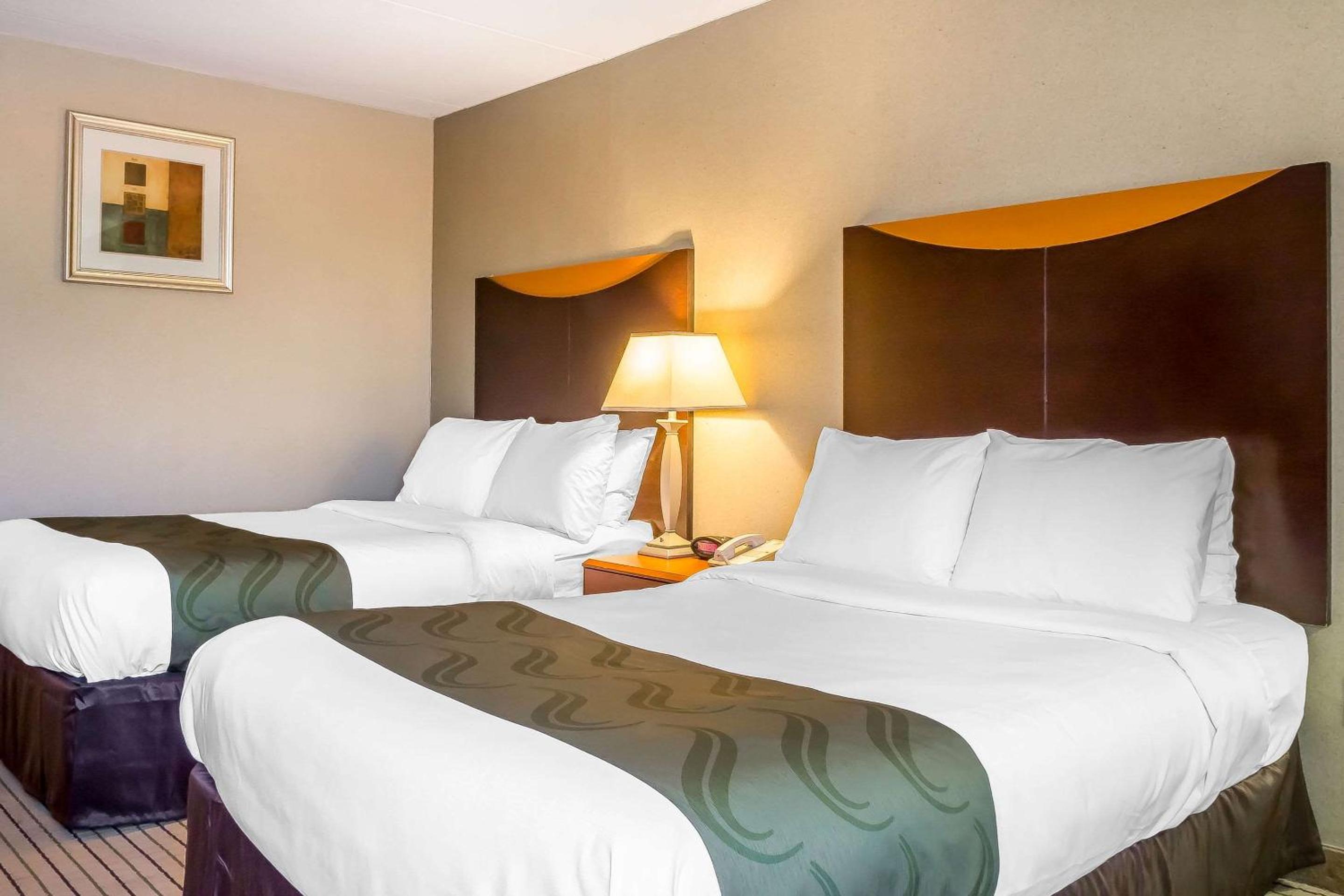 Double Room with Two Double Beds - Photo 1