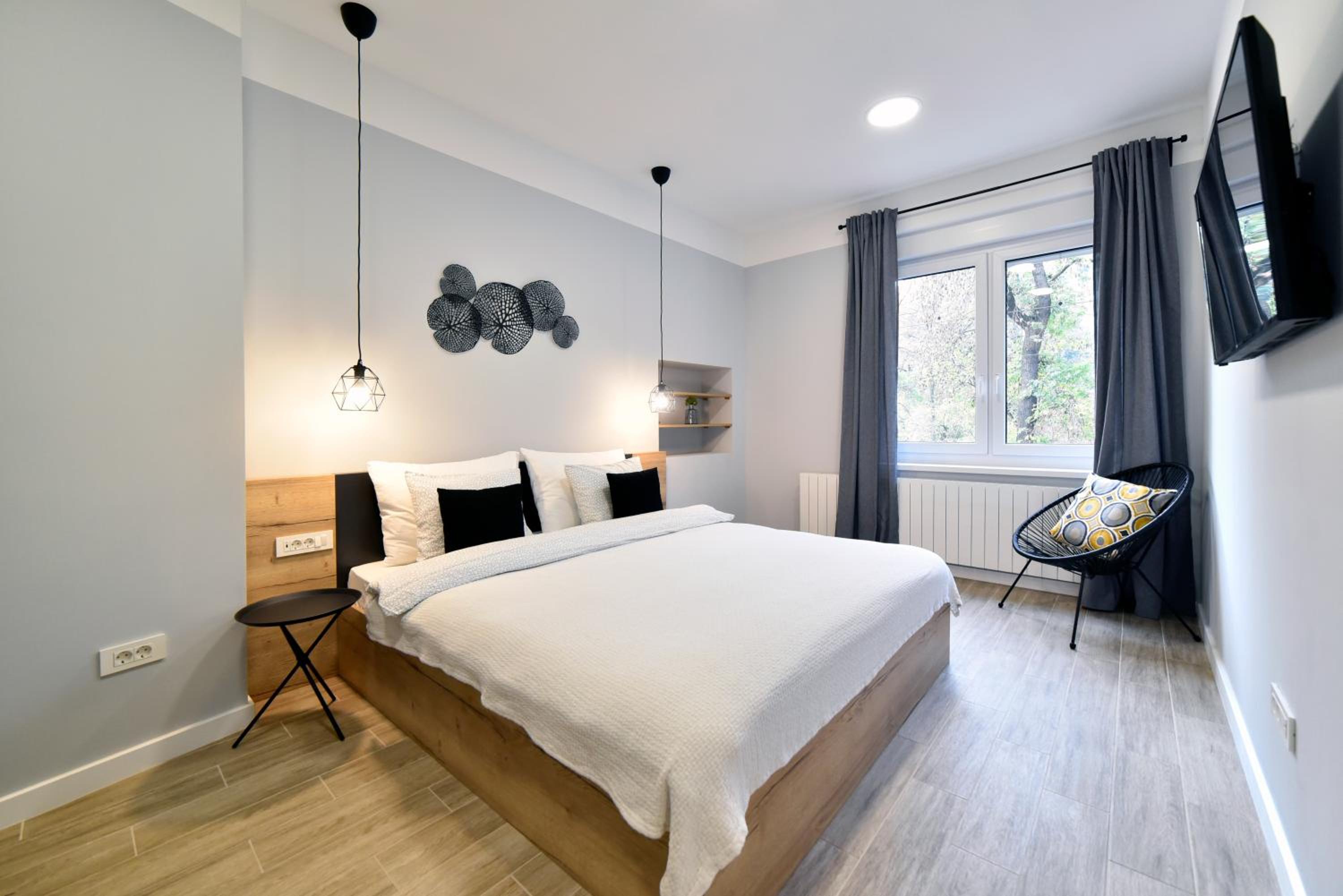 Deluxe Apartment - Photo 1