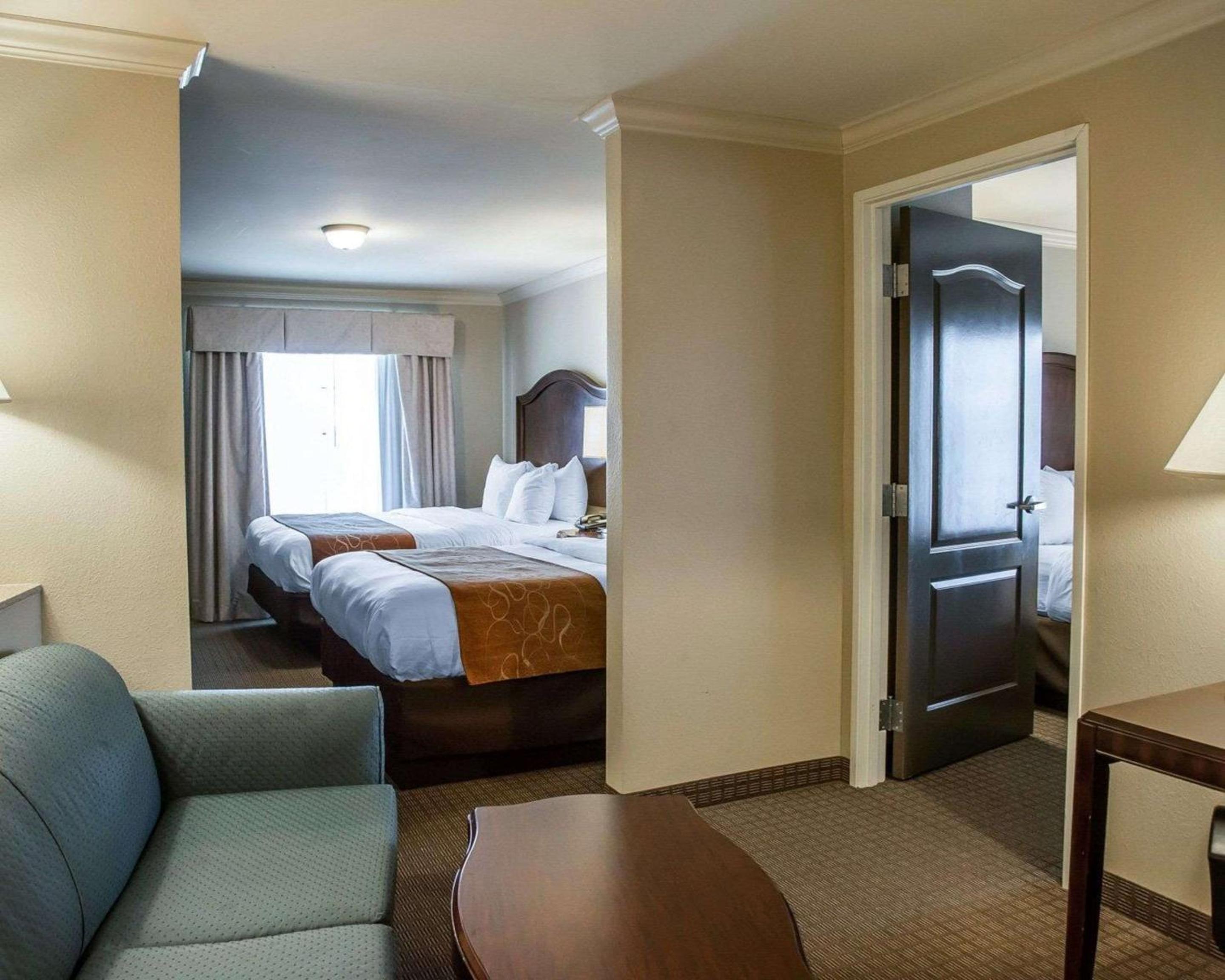 Comfort Triple Room photo 3