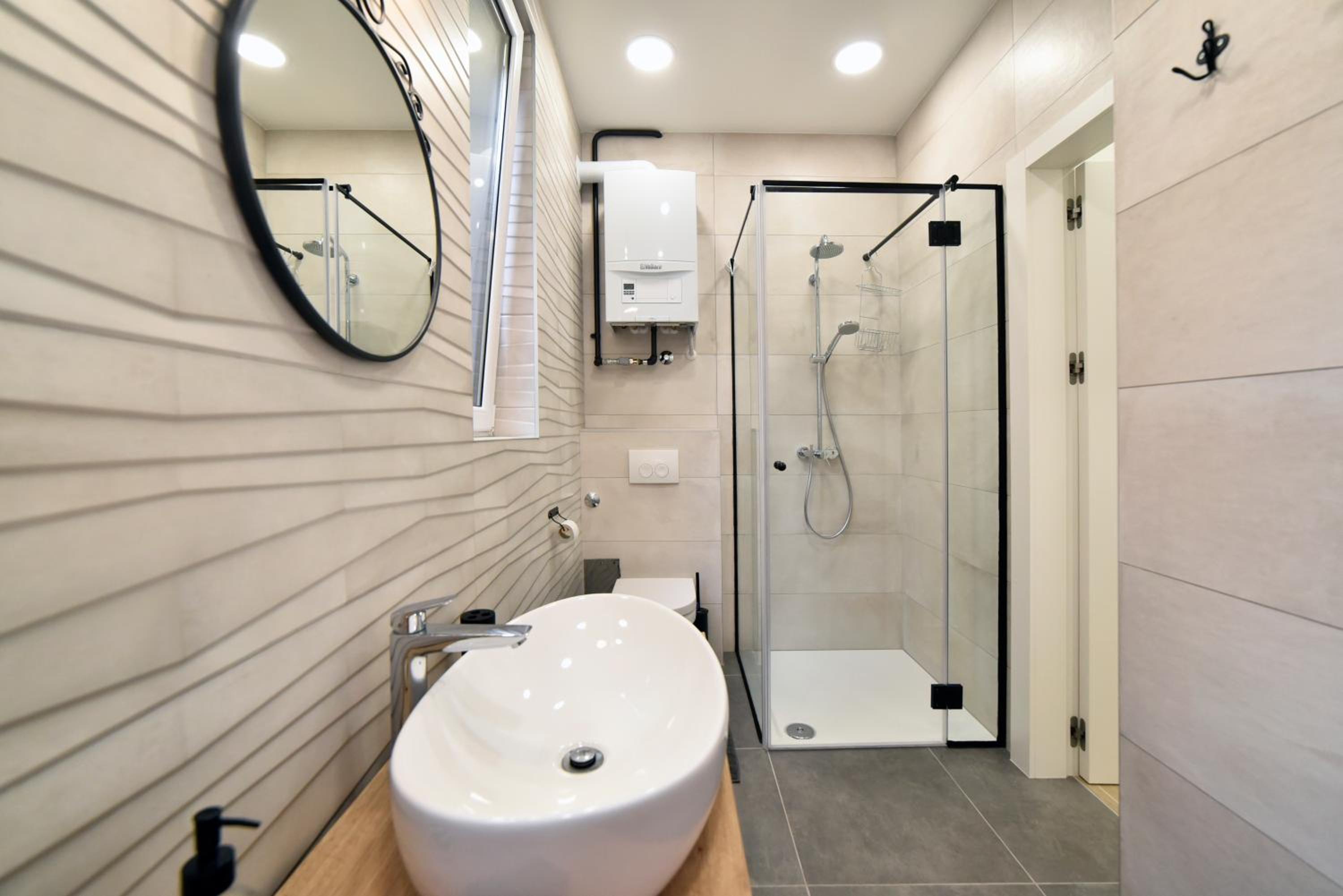 Studio Apartment - Photo 10