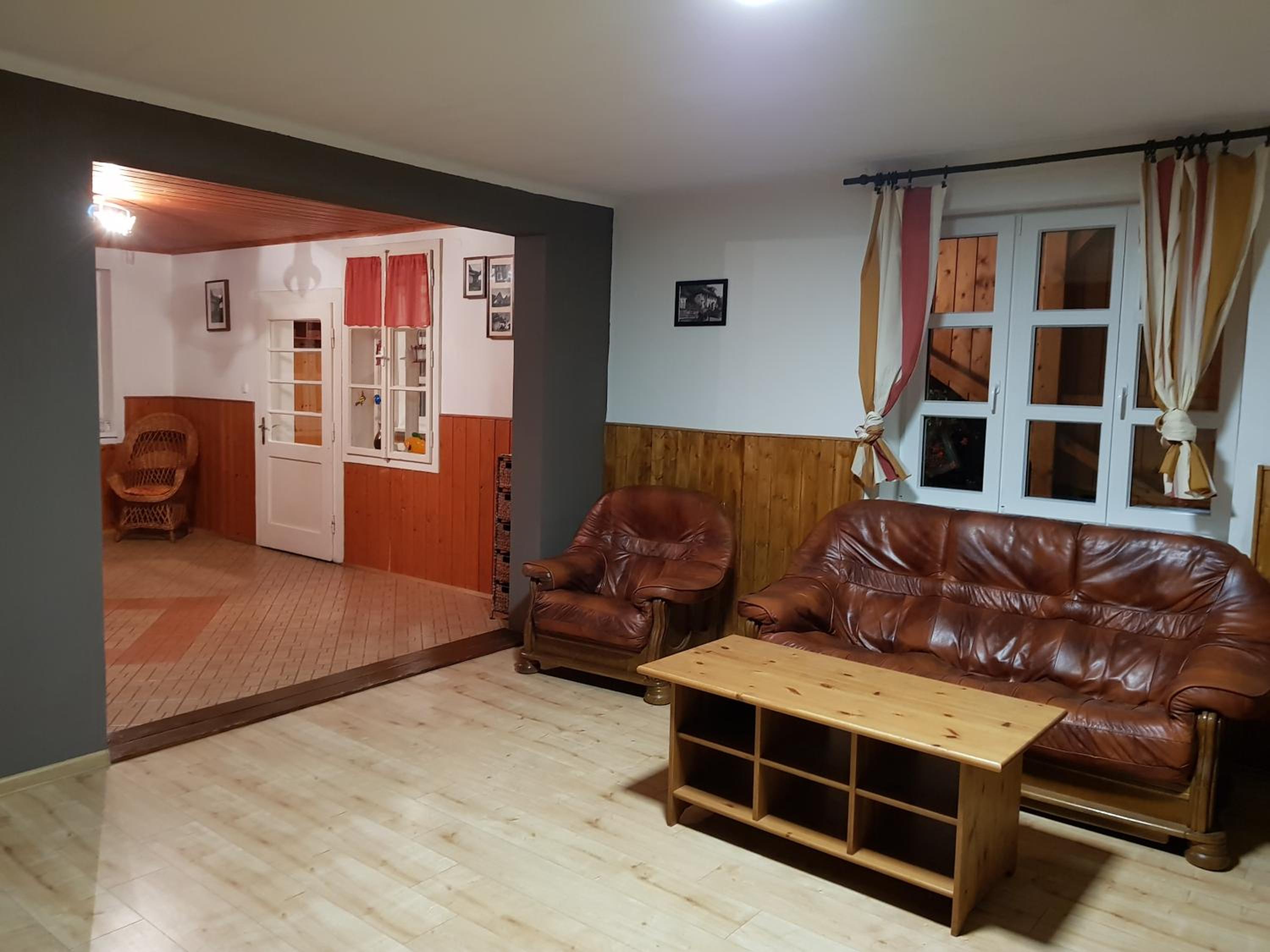 Five-Bedroom House - Photo 48