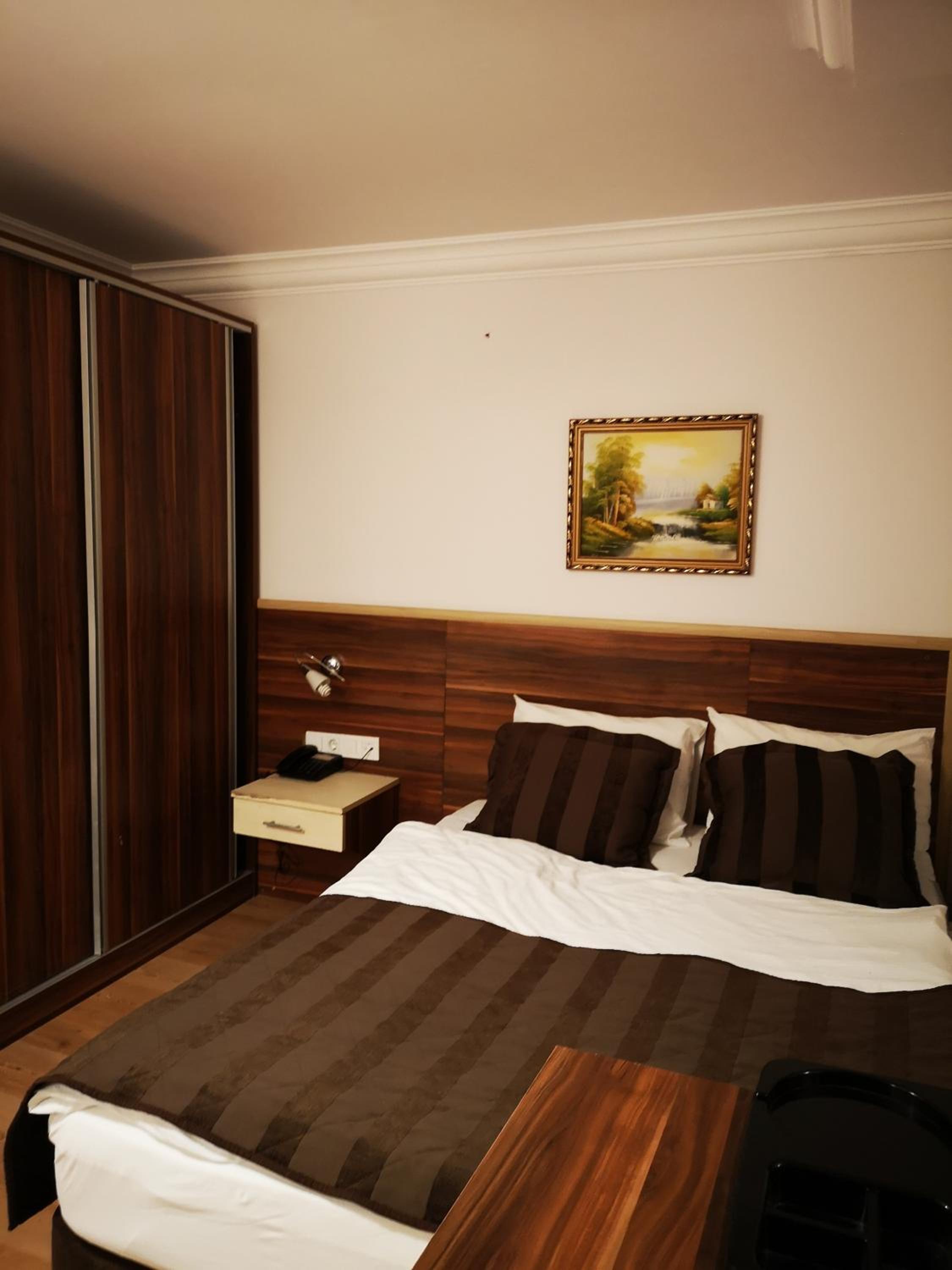Budget Double Room photo 1