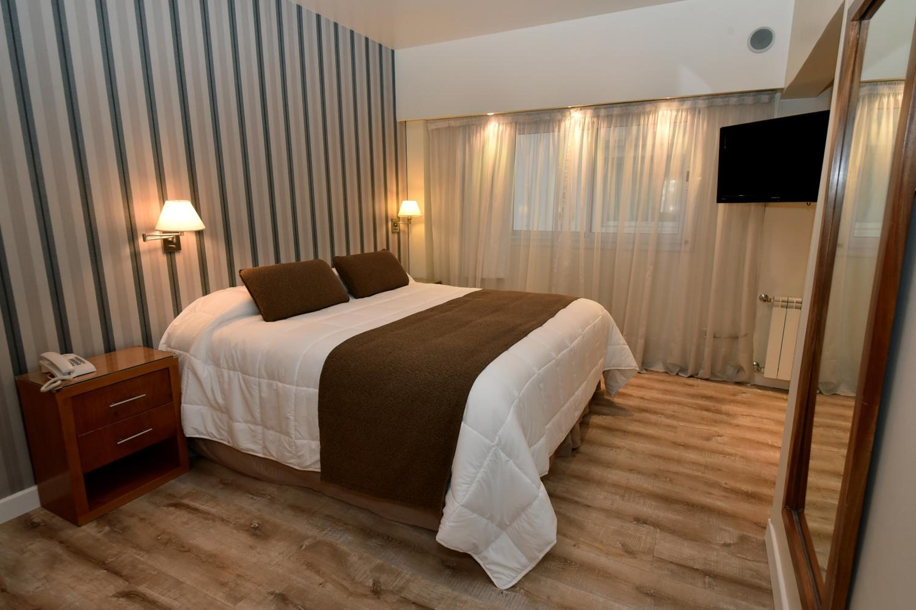 Comfort Suite photo 1