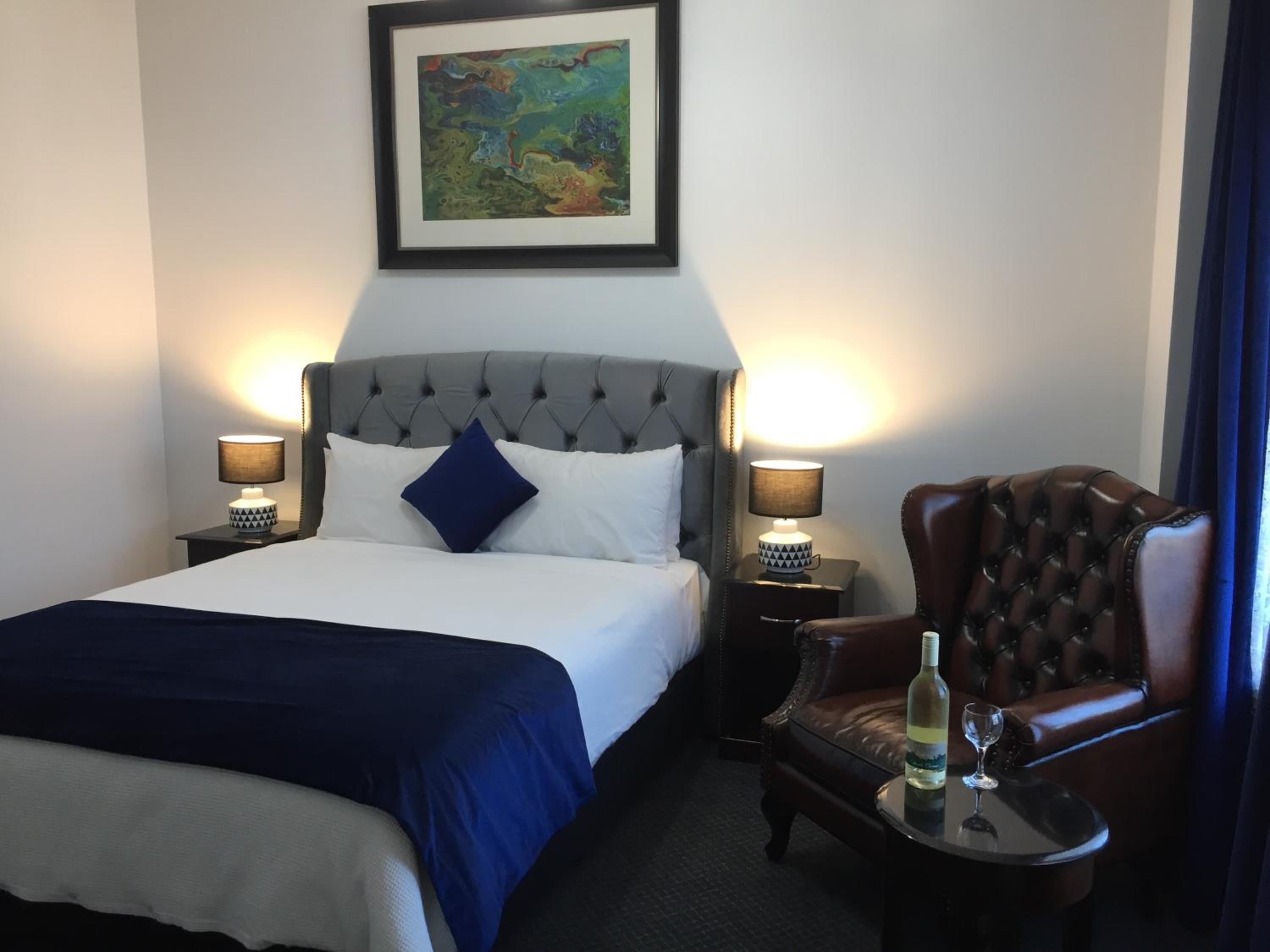 Deluxe Queen Room - Photo 1
