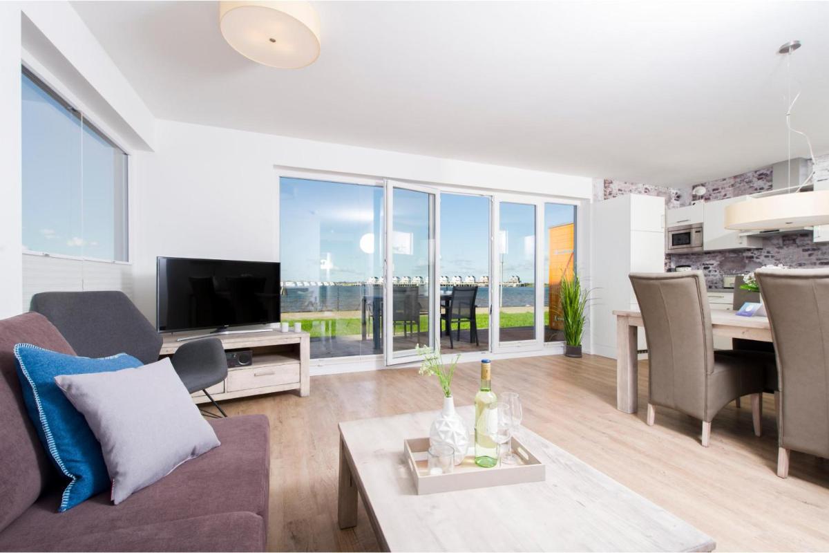 Apartment with Sea View photo 1