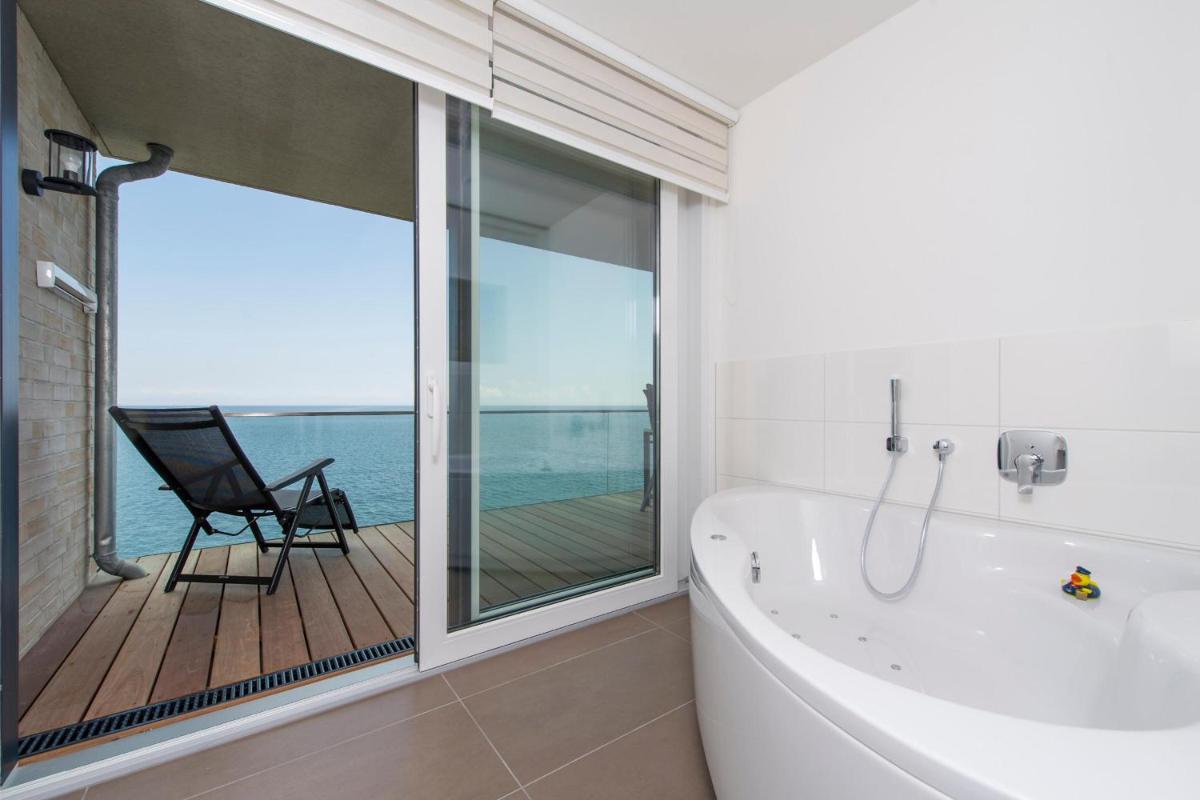 Apartment with Sea View photo 1