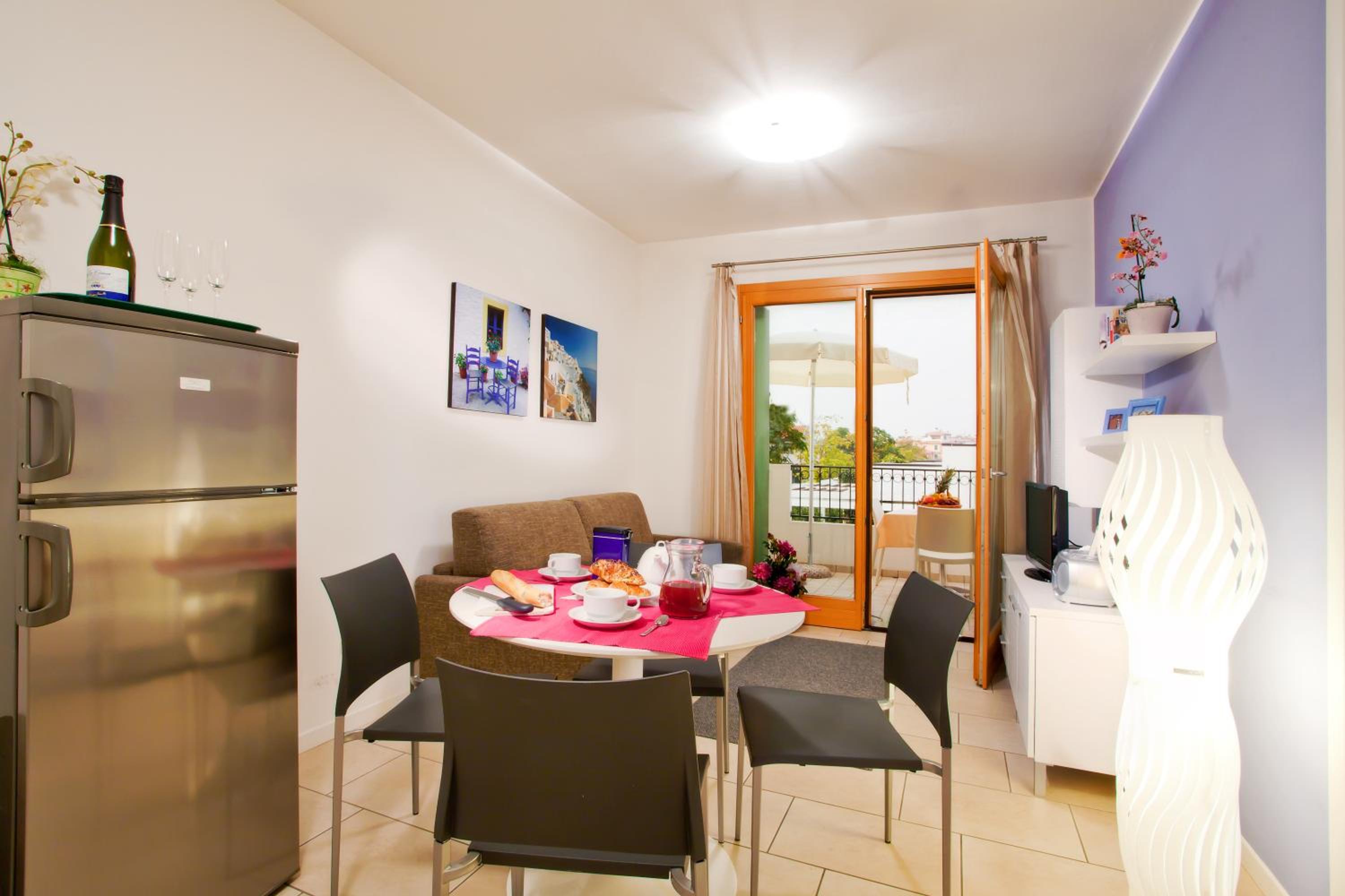 One-Bedroom Apartment (4 Adults) photo 3