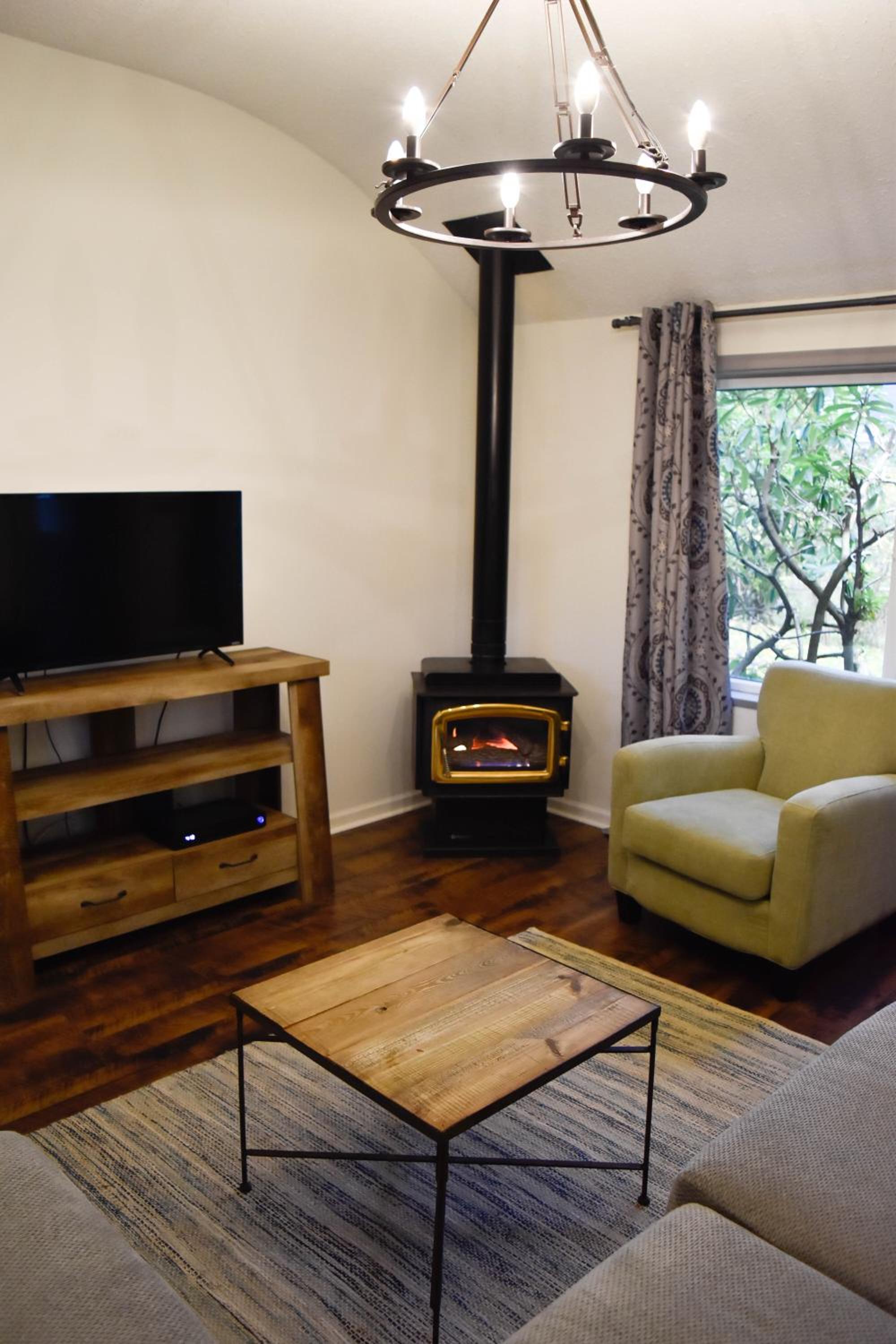 Two-Bedroom Cottage photo 3