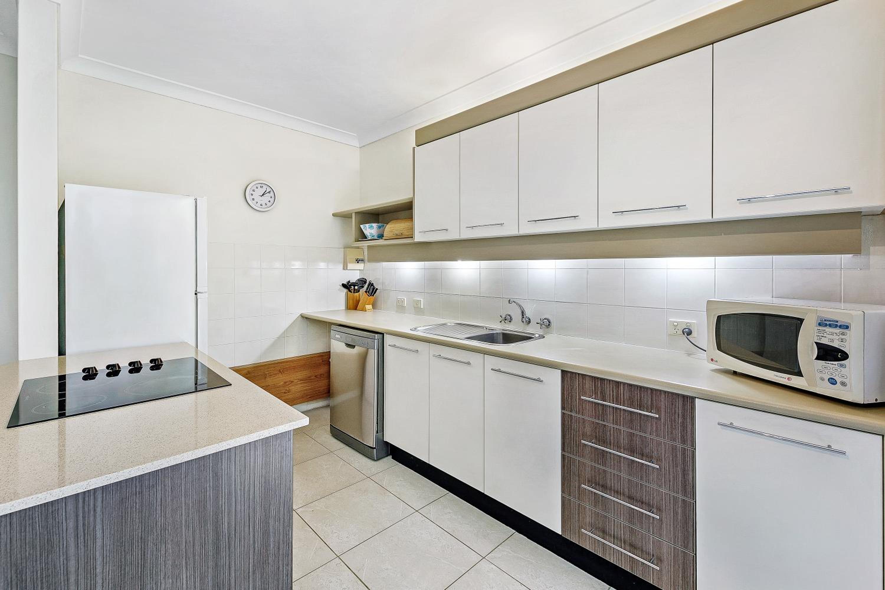Two-Bedroom Apartment - Photo 10