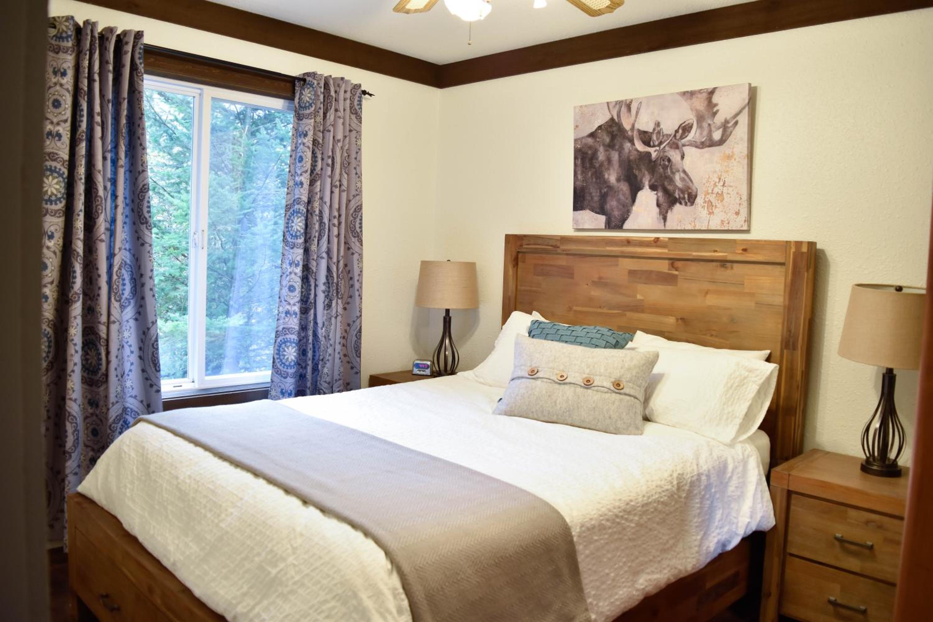One-Bedroom Cottage with Loft photo 1